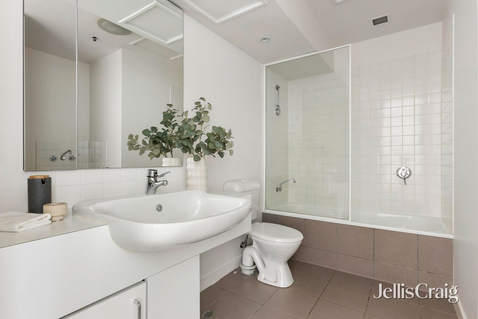 203/582 St Kilda Road, Melbourne image 8