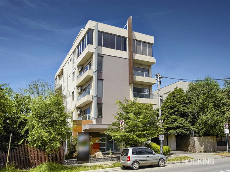 203/64 Wellington Street, St Kilda image 1