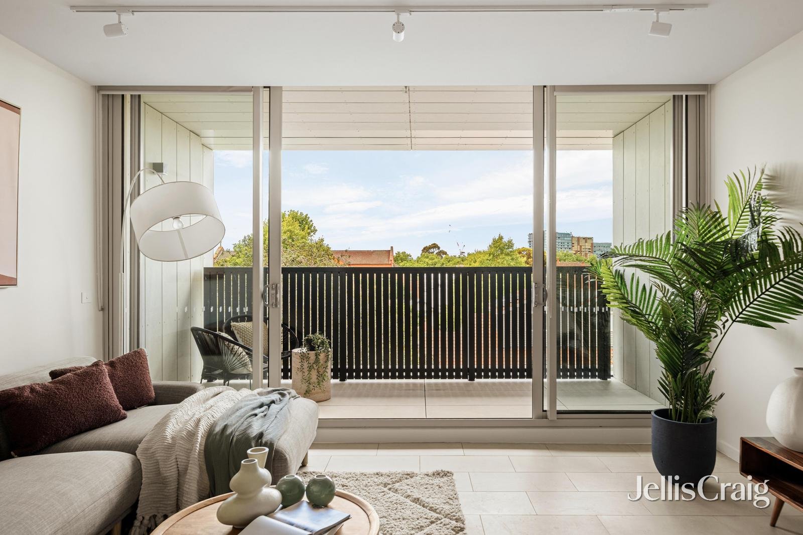 203/71 Station Street, Fairfield image 4