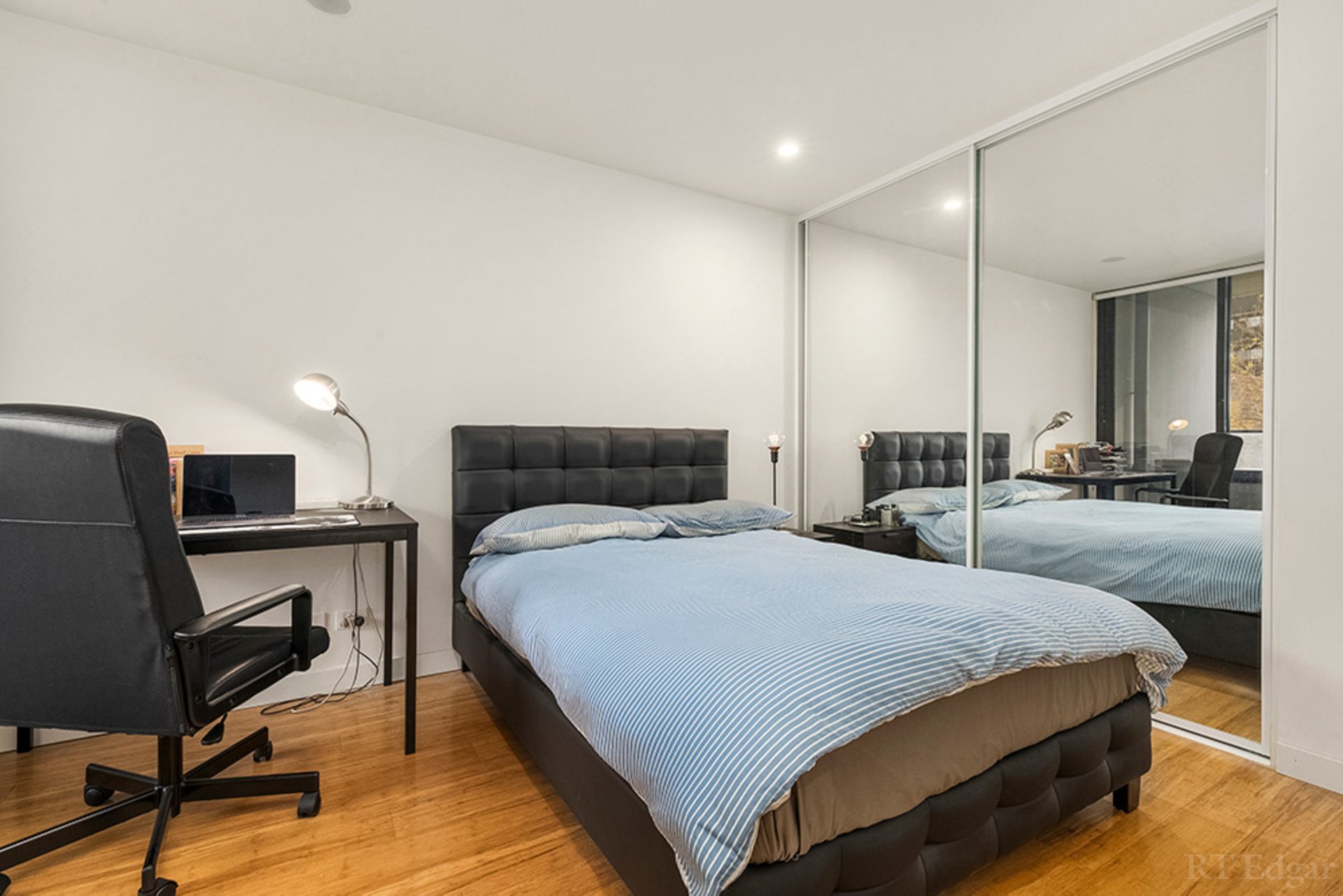 Property Gallery Thumbnail 4