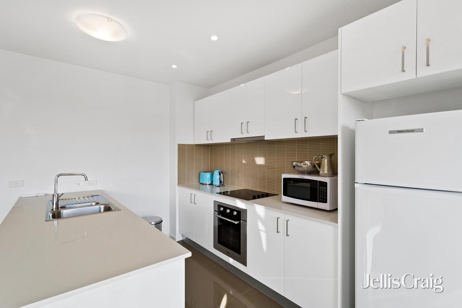 203/8-10 Mclarty Place, Geelong image 6