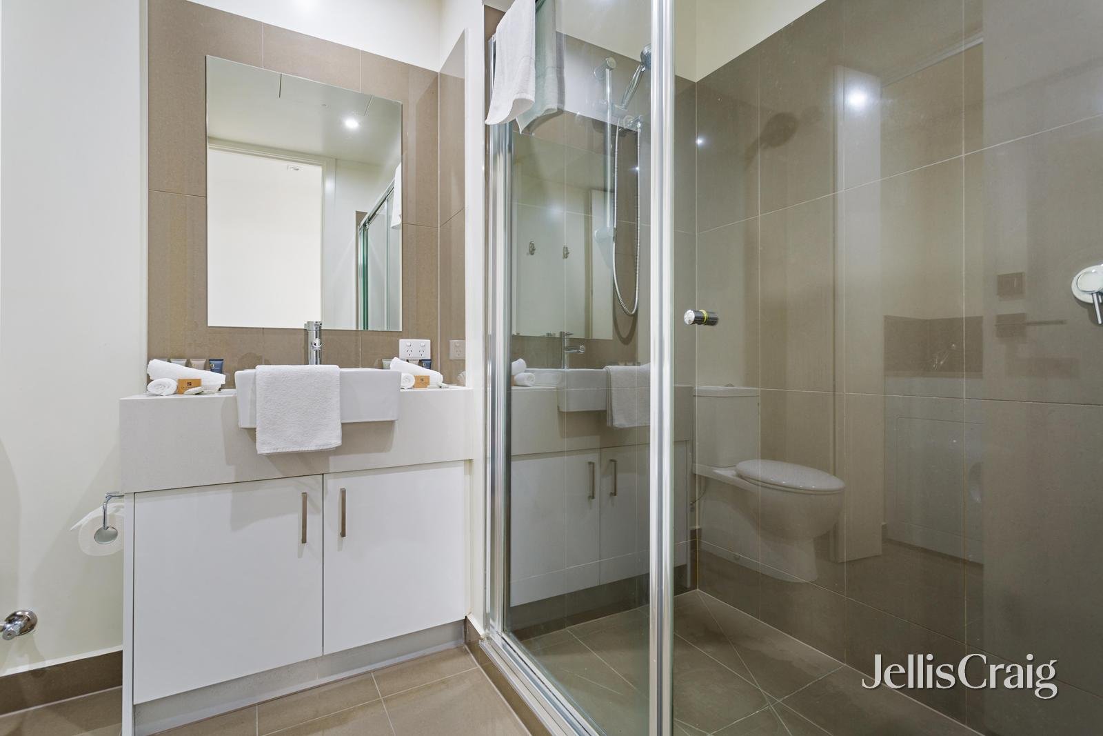 203/8-10 Mclarty Place, Geelong image 8