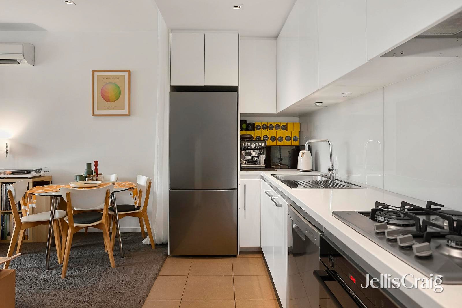 203/8 Balmain Street, Richmond image 4