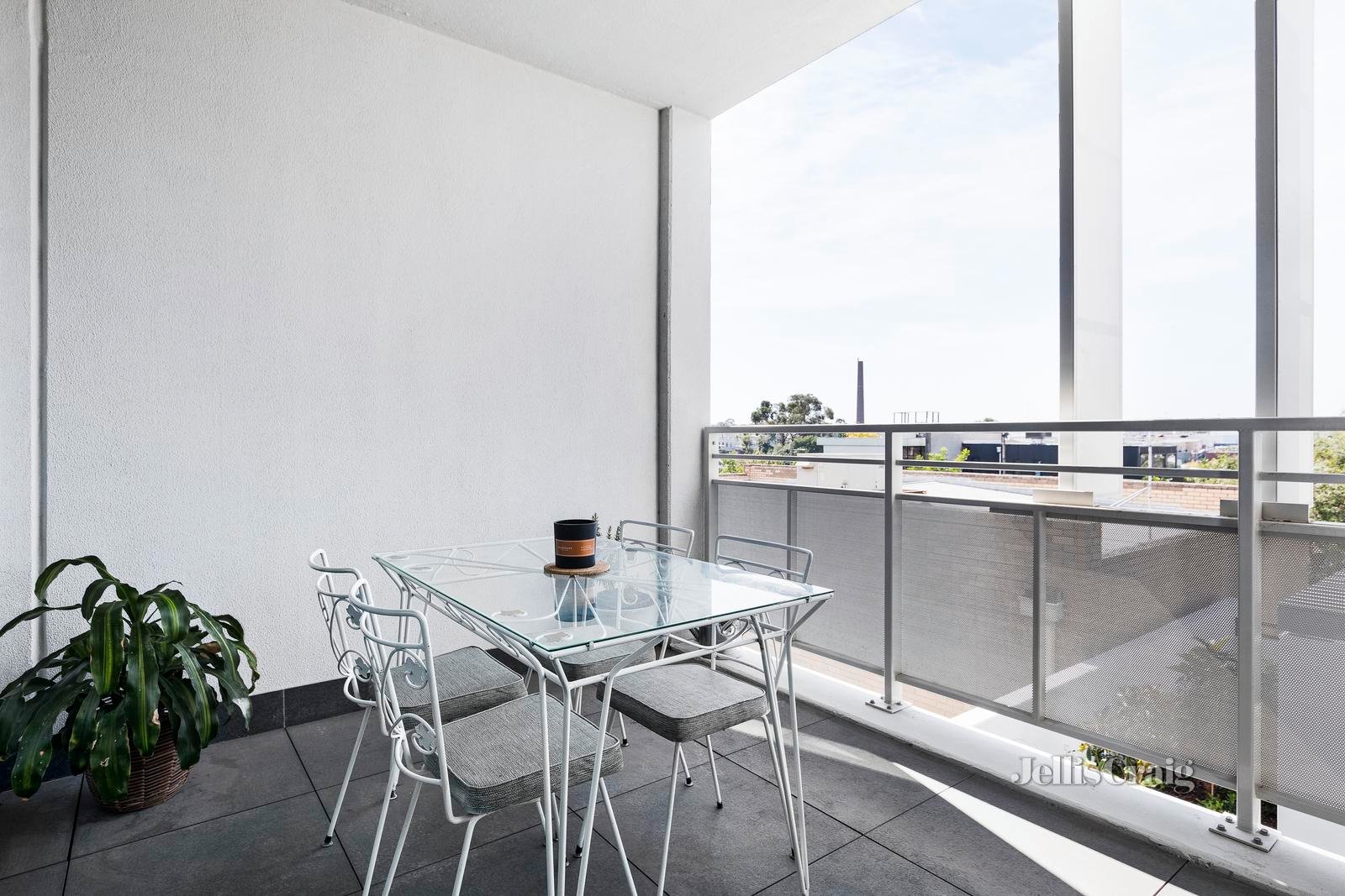 203/8 Keele Street, Collingwood image 3