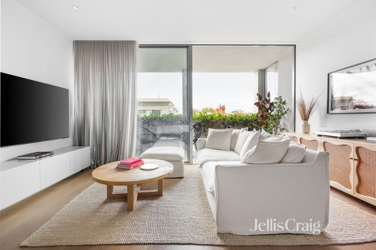 203/835 High Street, Armadale image 2