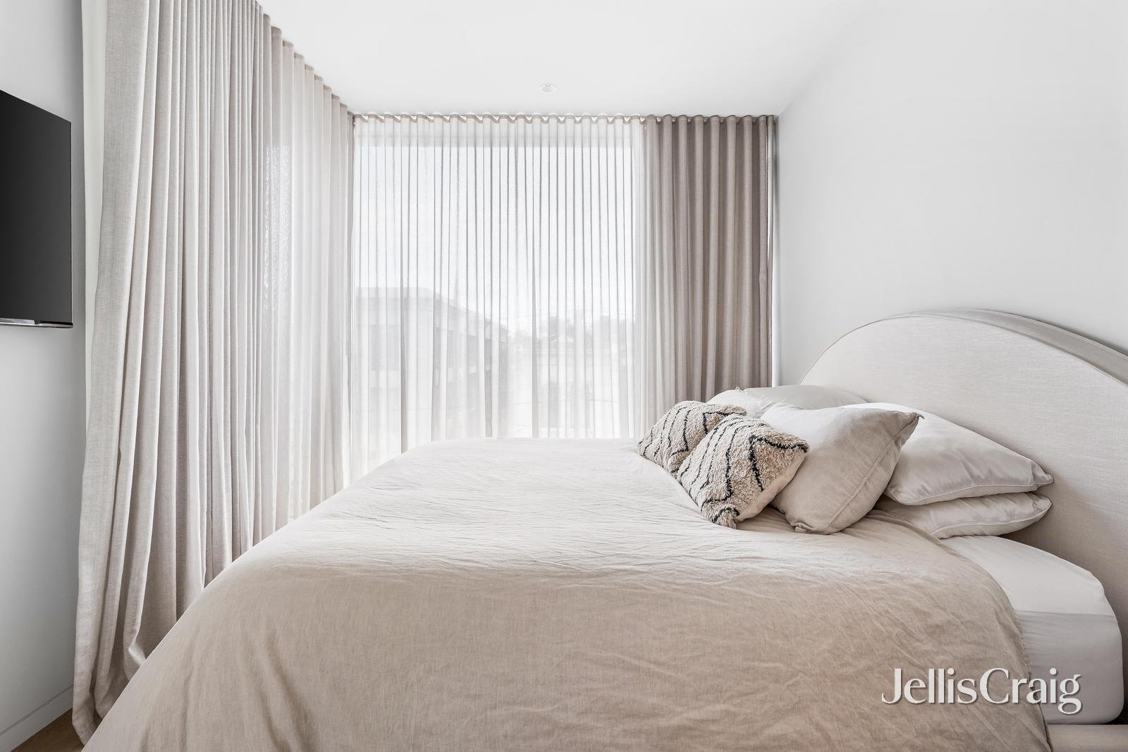 203/835 High Street, Armadale image 5