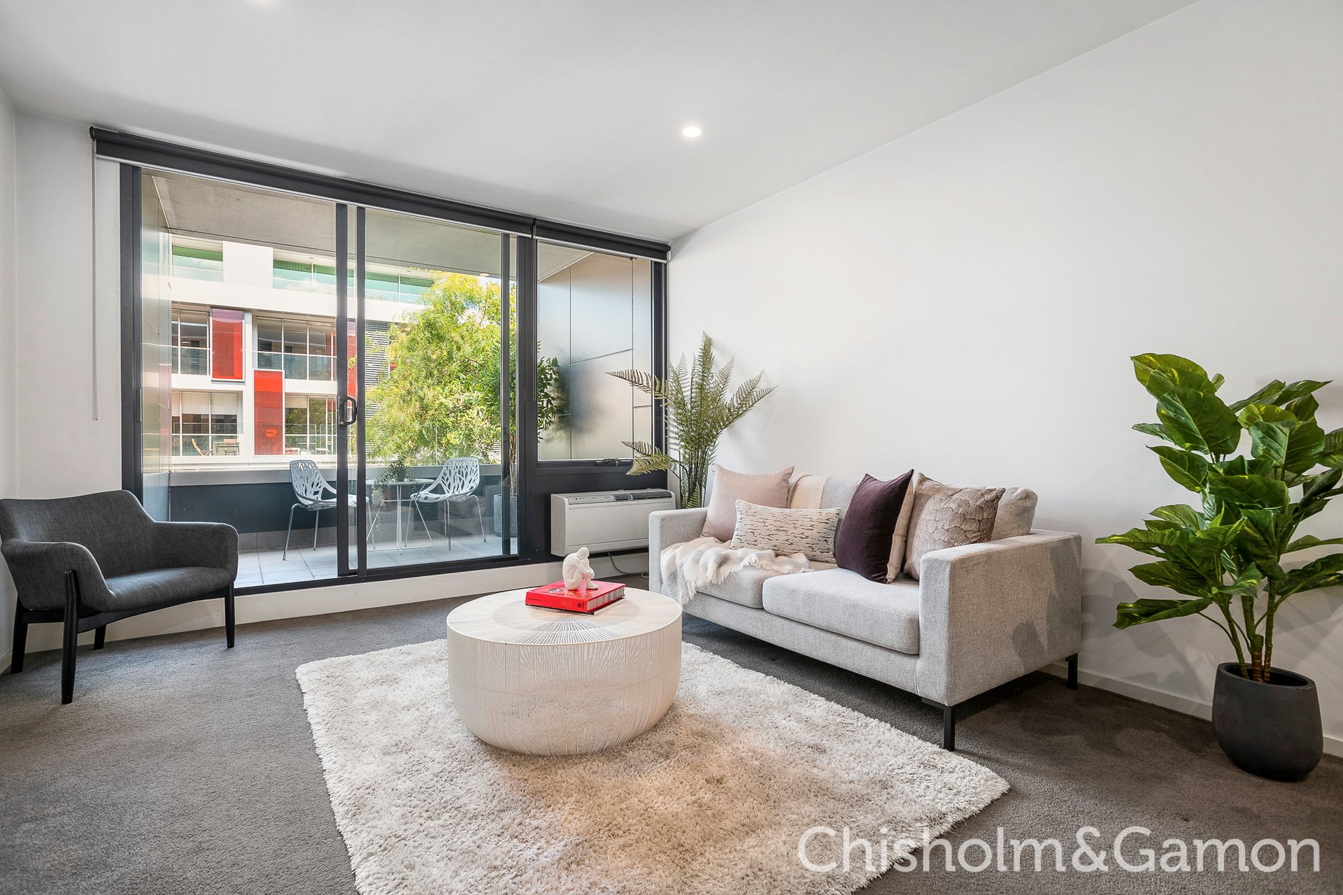203/95 Ormond Road, Elwood image 1
