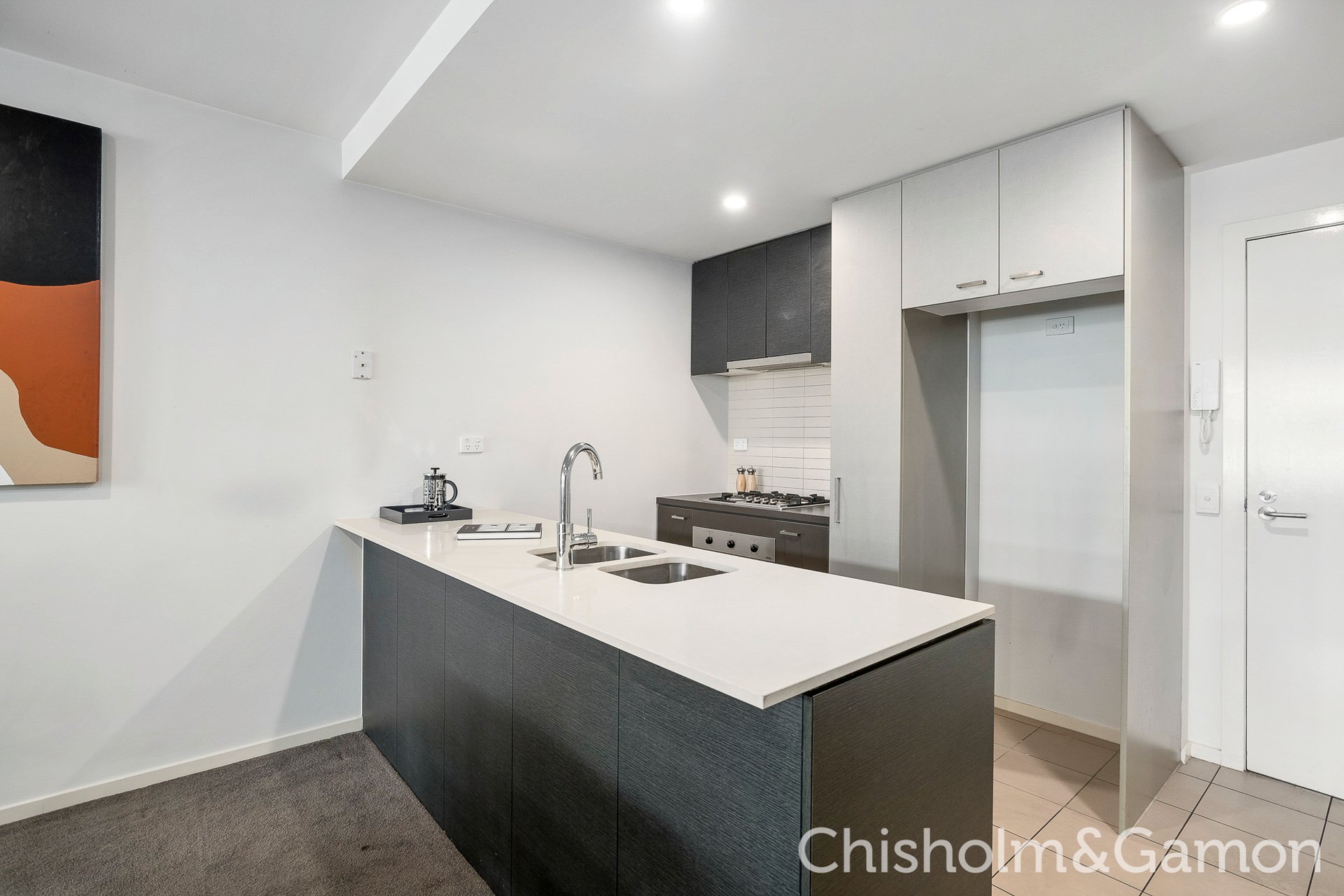 203/95 Ormond Road, Elwood image 2