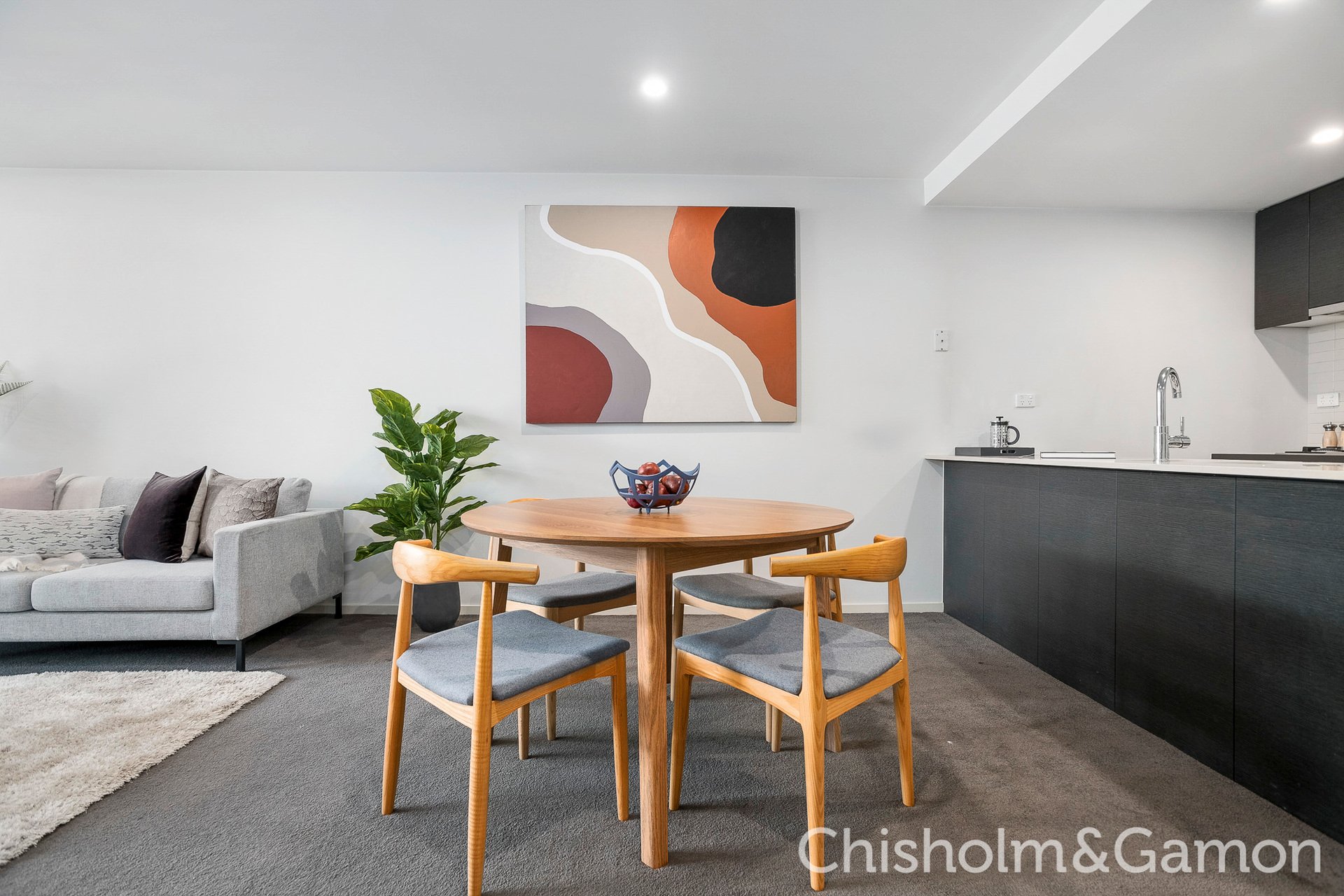 203/95 Ormond Road, Elwood image 4