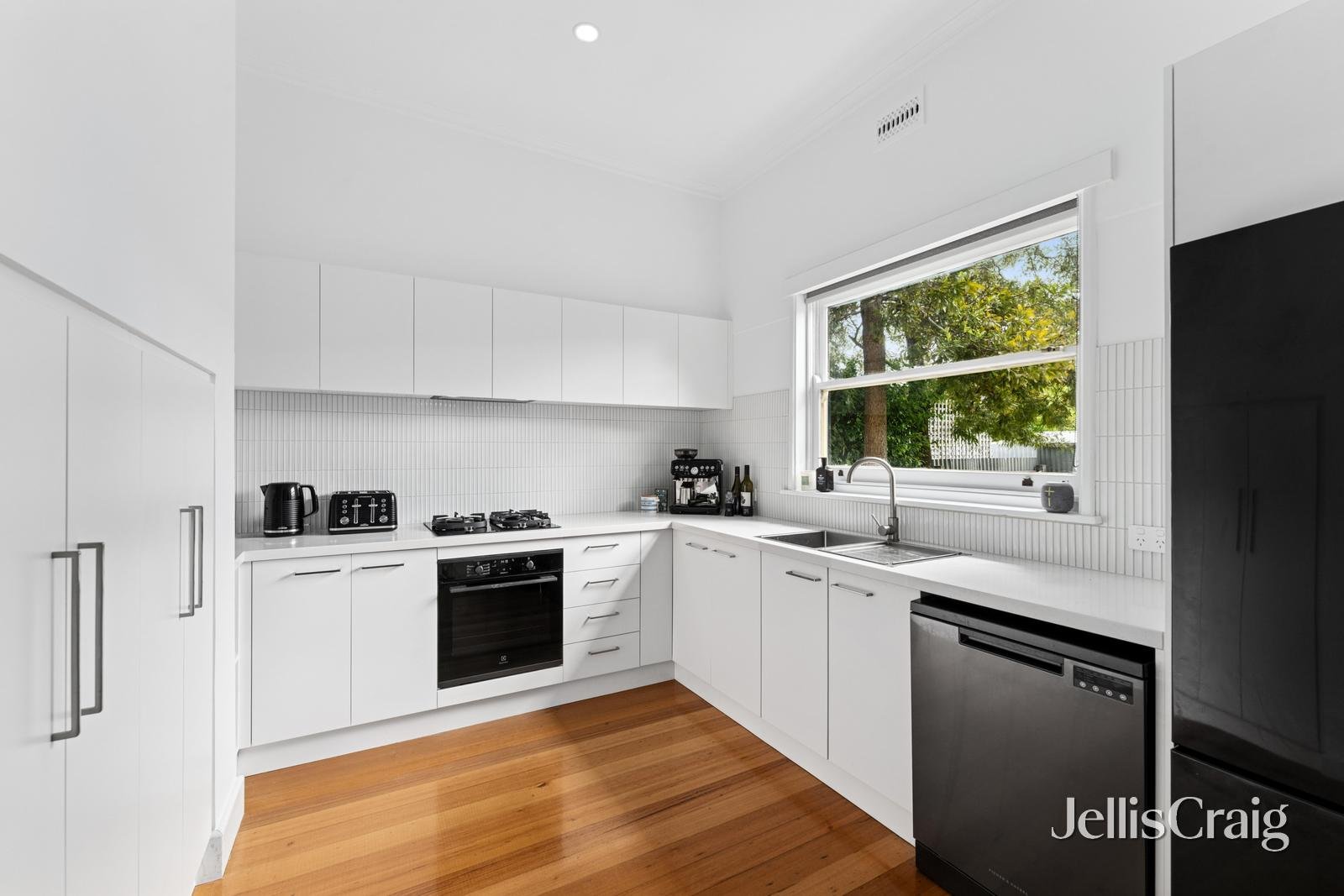 204 Ascot Street South, Ballarat Central image 4