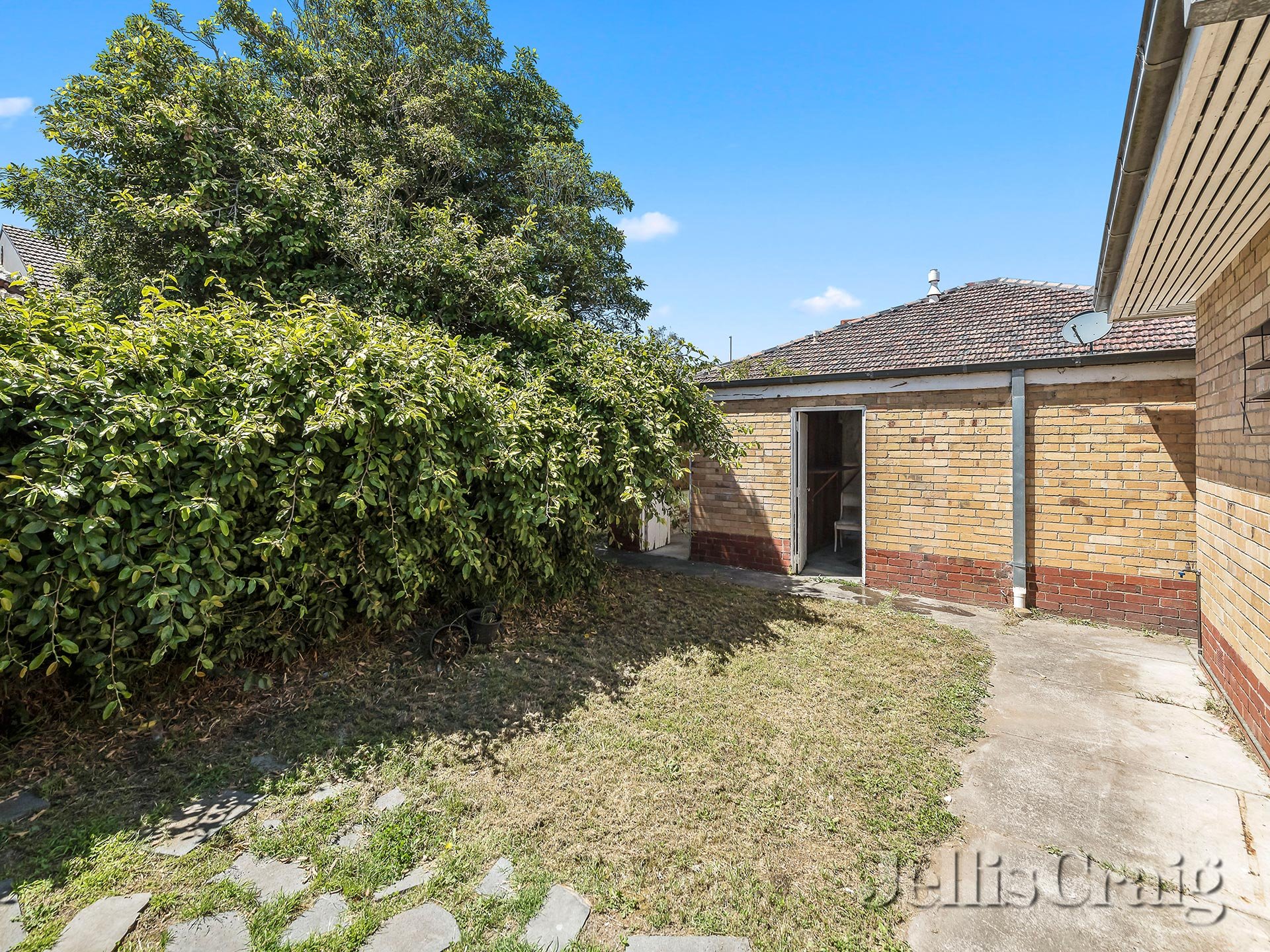 204 Jasper Road, Bentleigh image 1