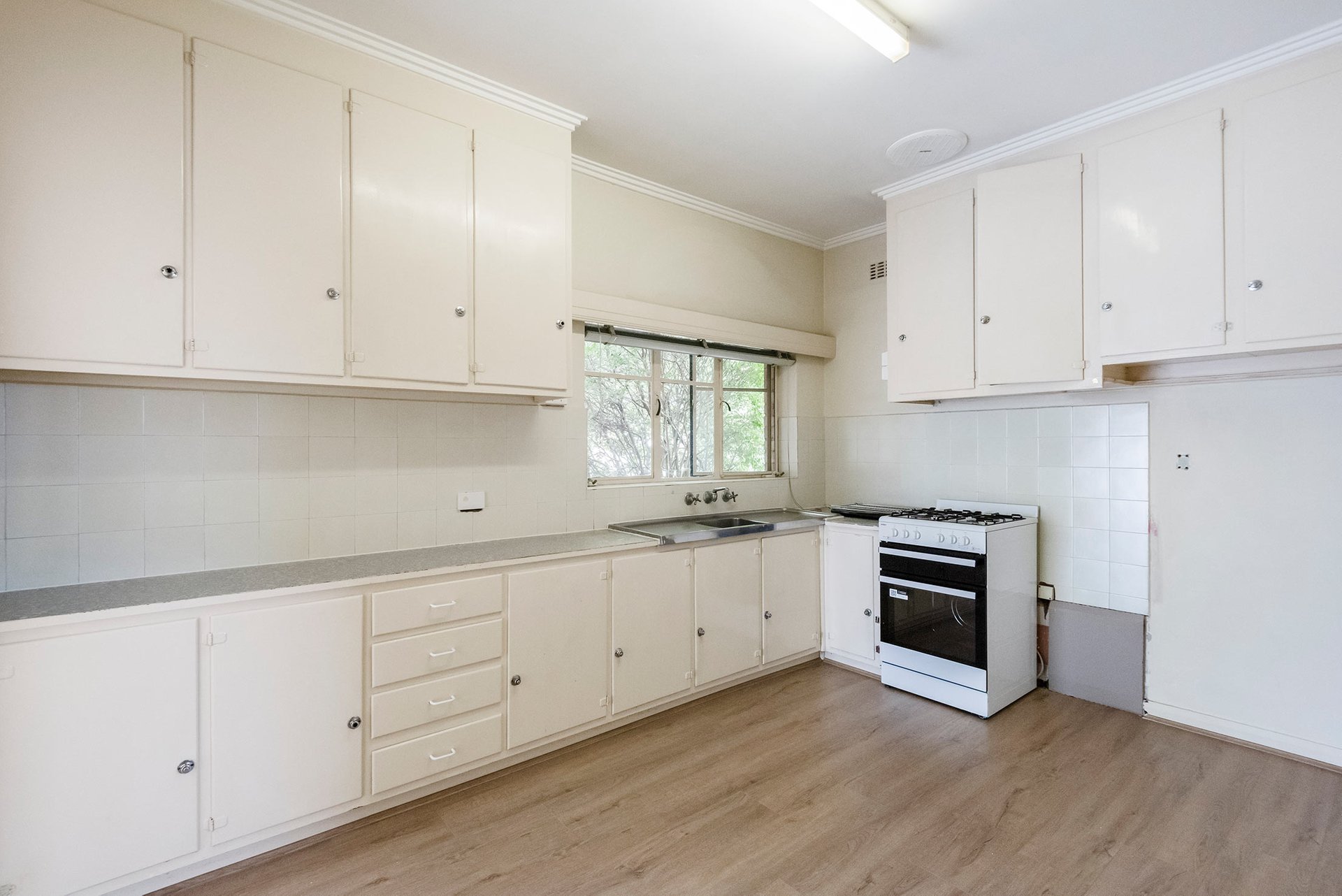 204 Jasper Road, Bentleigh image 3