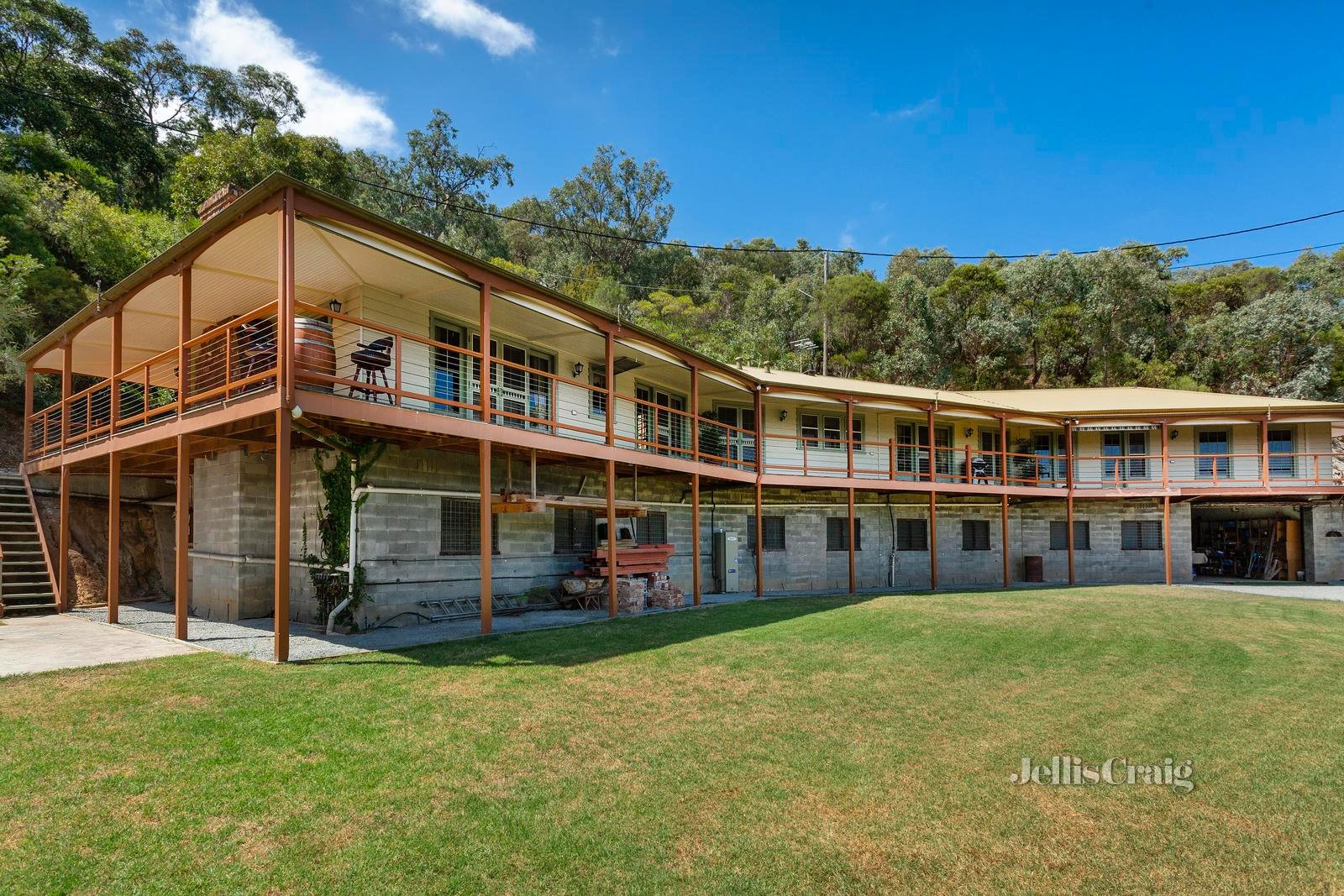 204 Research-Warrandyte Road, North Warrandyte image 1