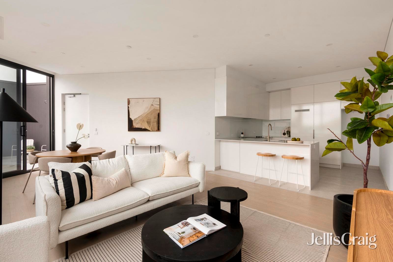 204/1 Old Heidelberg Road, Alphington image 3