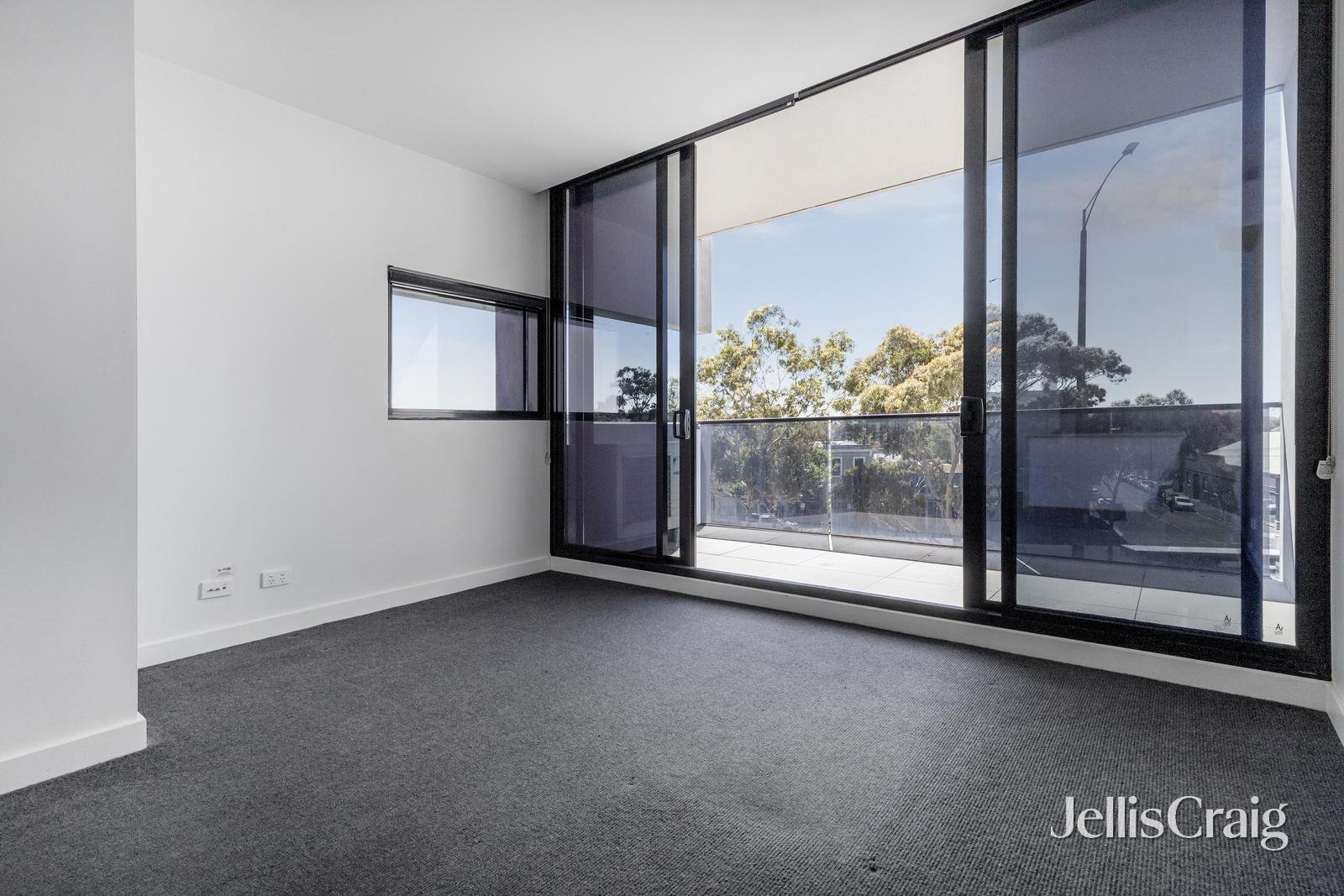 204/101 St Kilda Road, St&nbsp;Kilda image 4