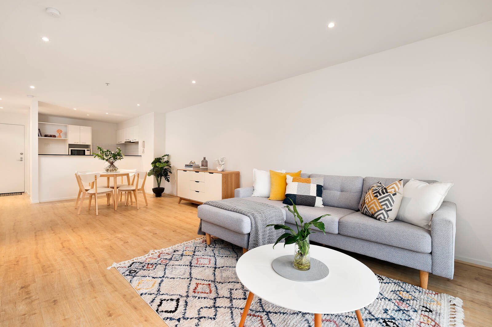 Property Gallery - Main Image