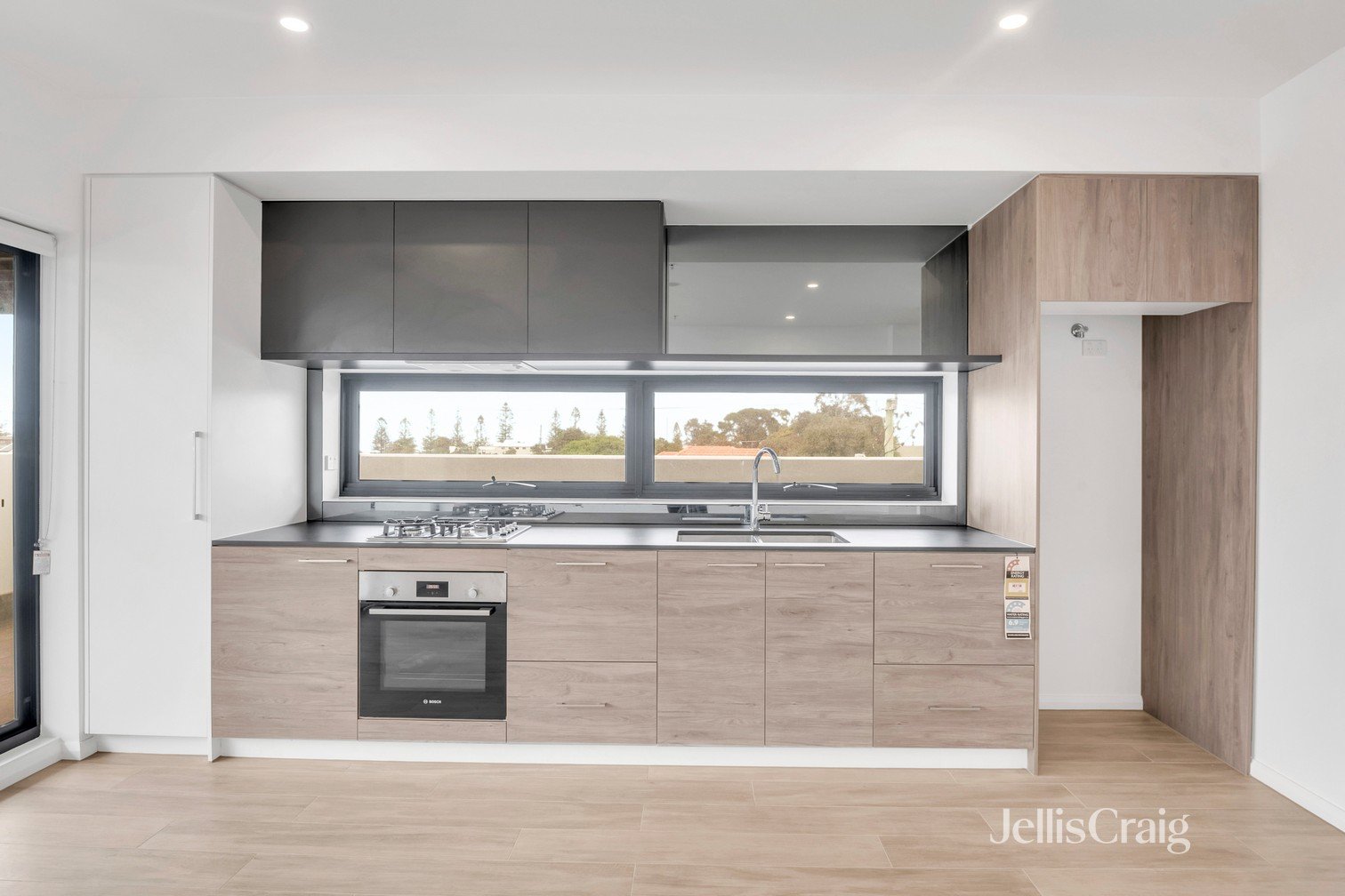 204/11 Bent Street, Altona image 4