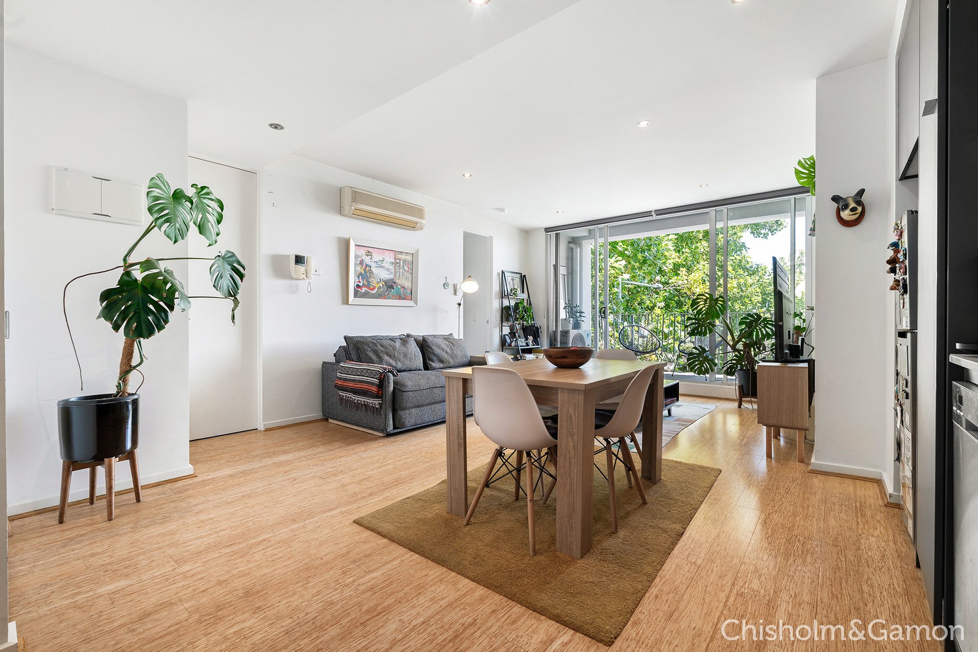 204/122 Ormond Road, Elwood image 4