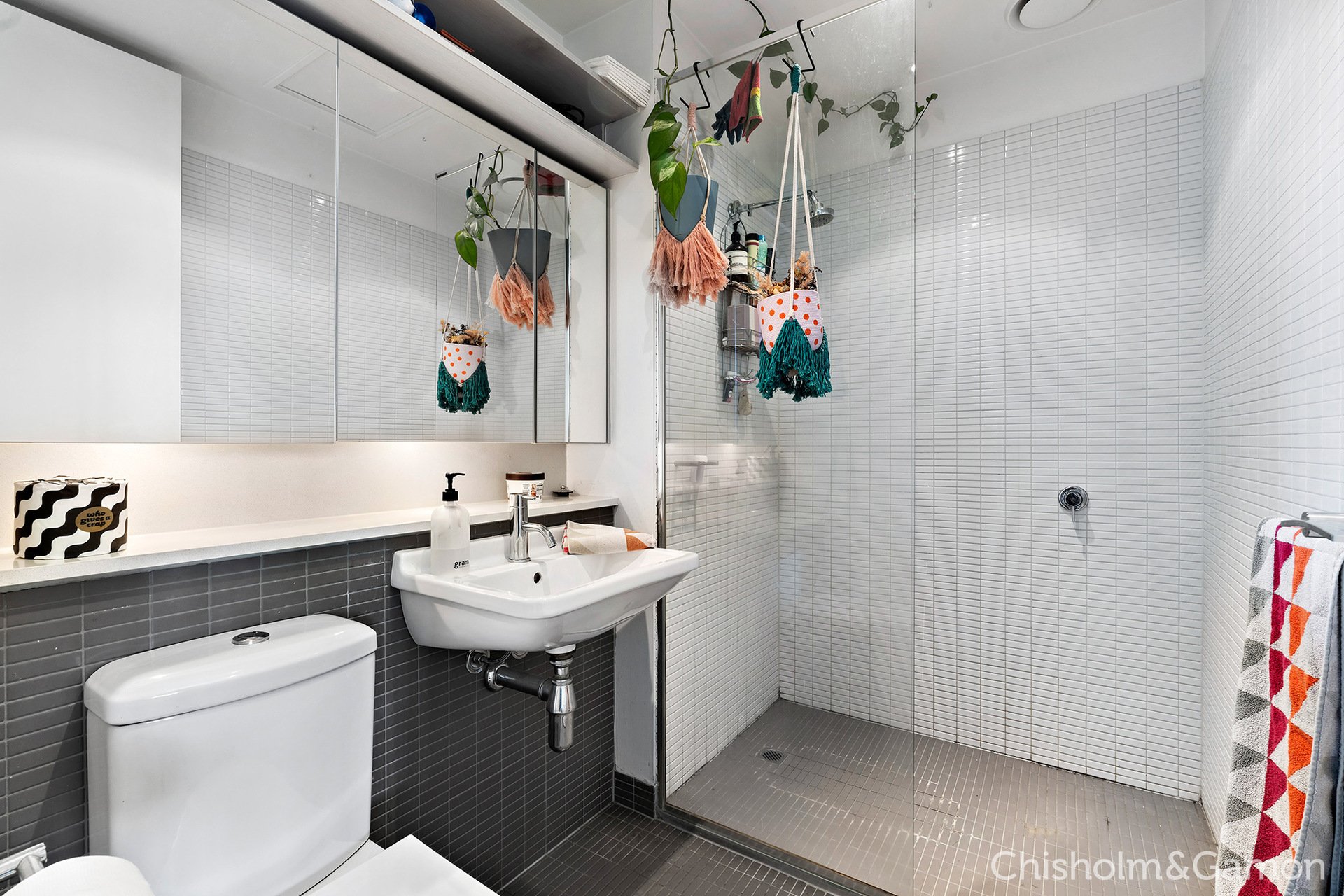 204/122 Ormond Road, Elwood image 6