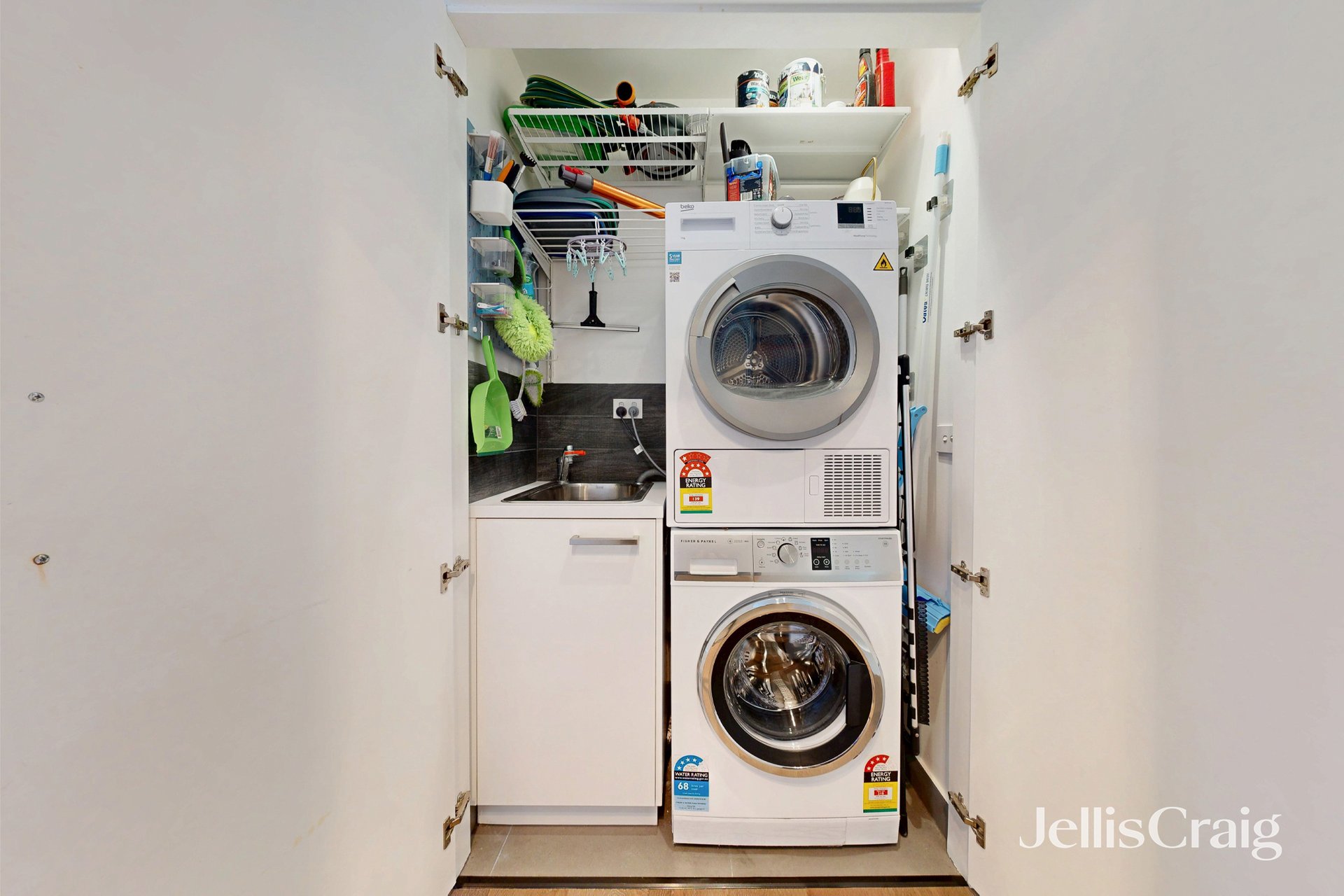 204/138 Ormond Road, Elwood image 10