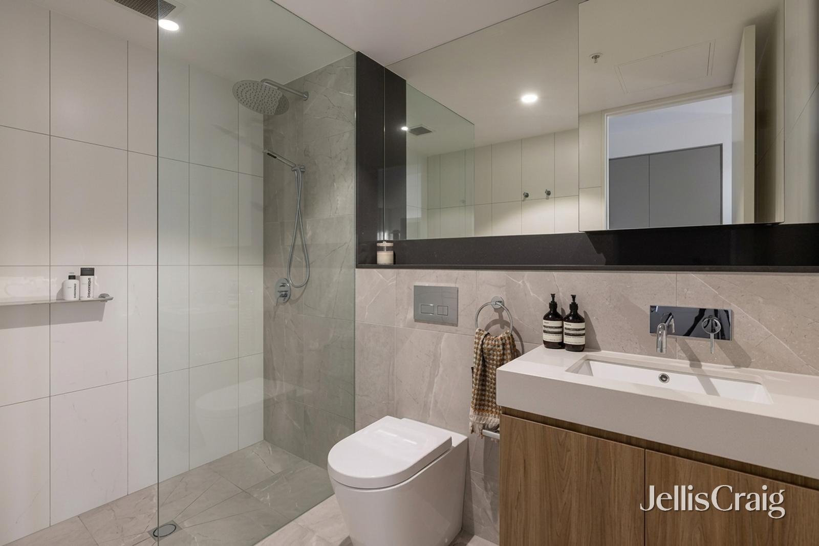 204/146 Pascoe Vale Road, Moonee&nbsp;Ponds image 8