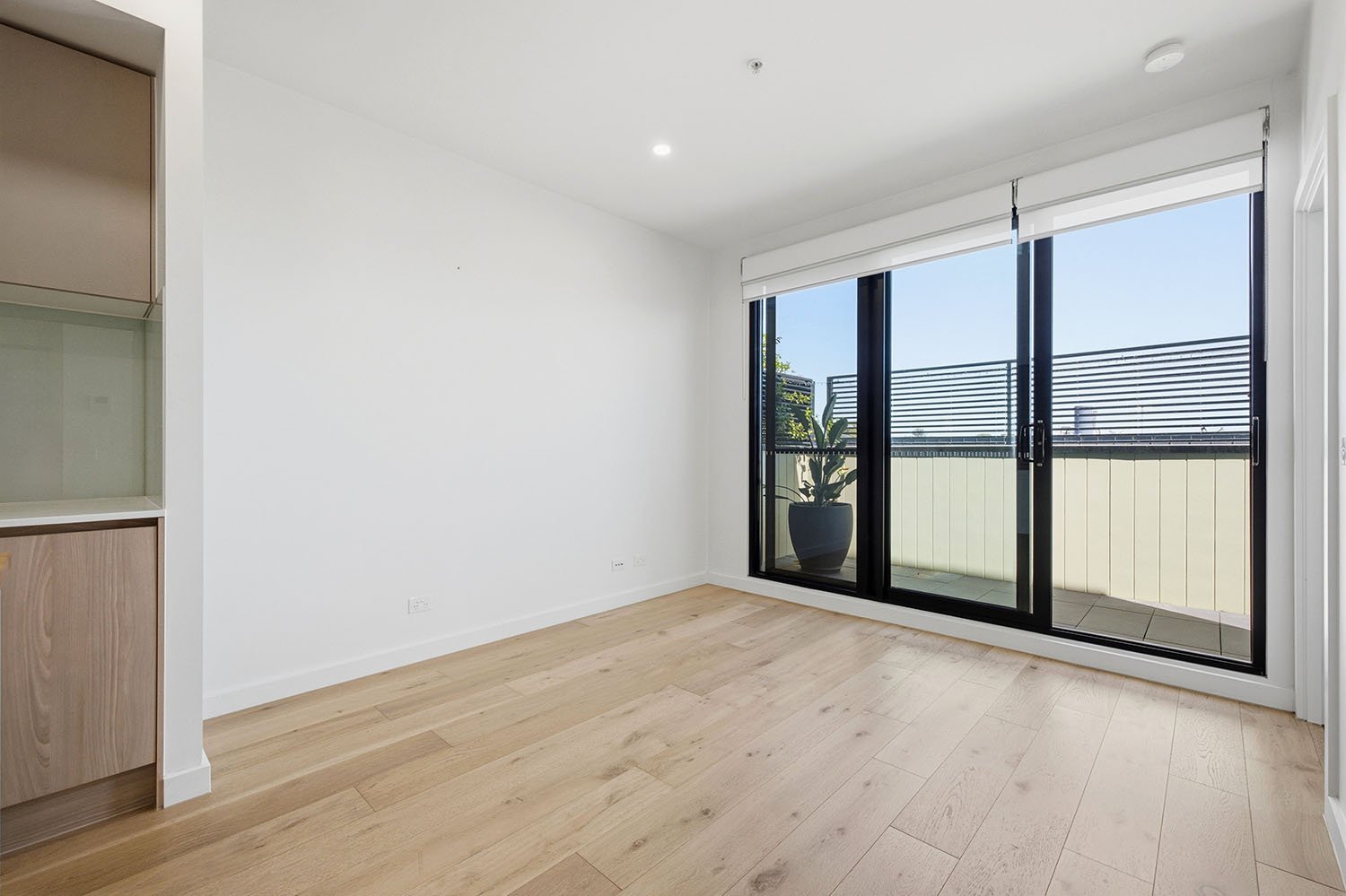 204/15 Major Street, Highett image 2