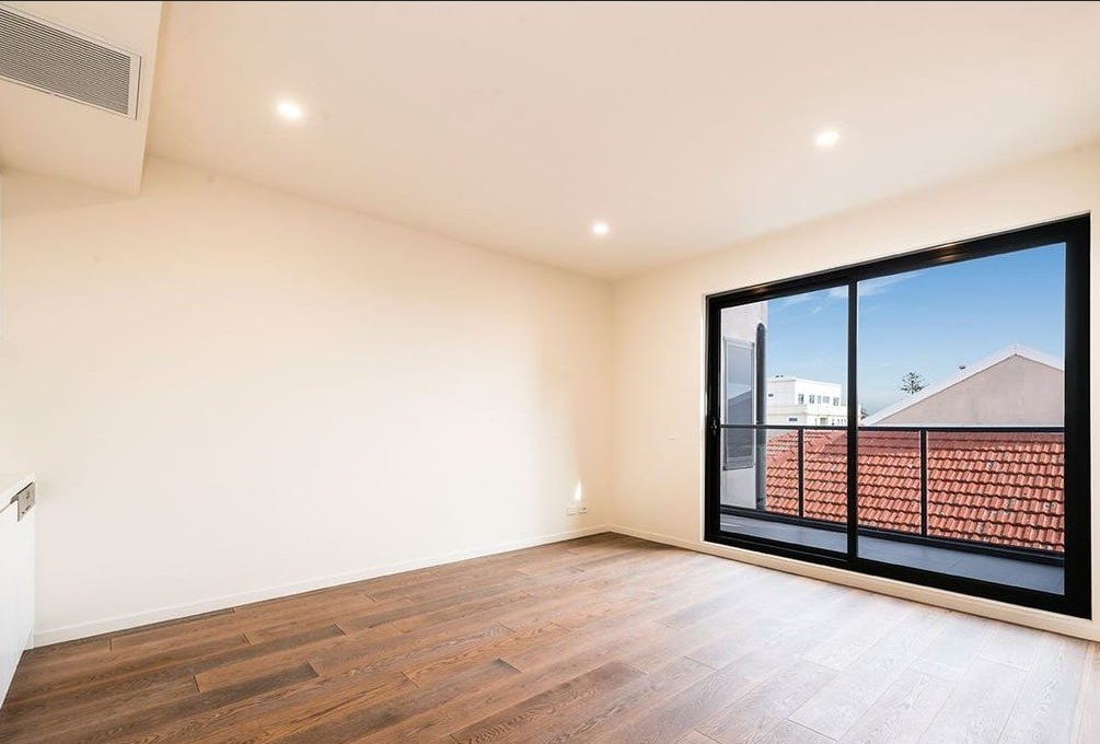 204/15 Small Street, Hampton image 3