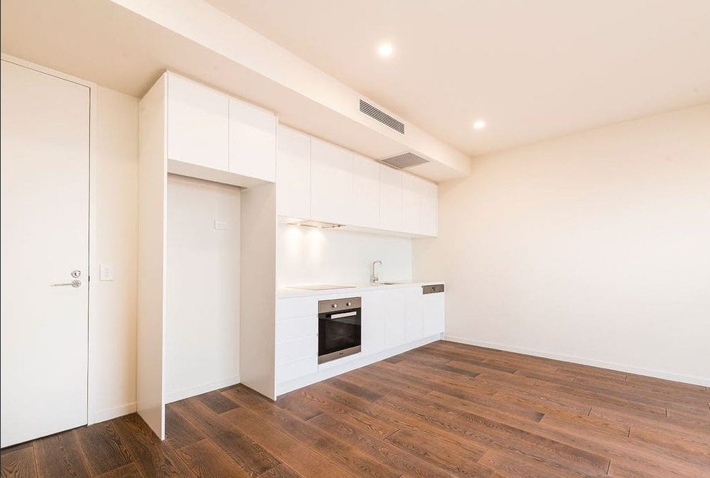 204/15 Small Street, Hampton image 2