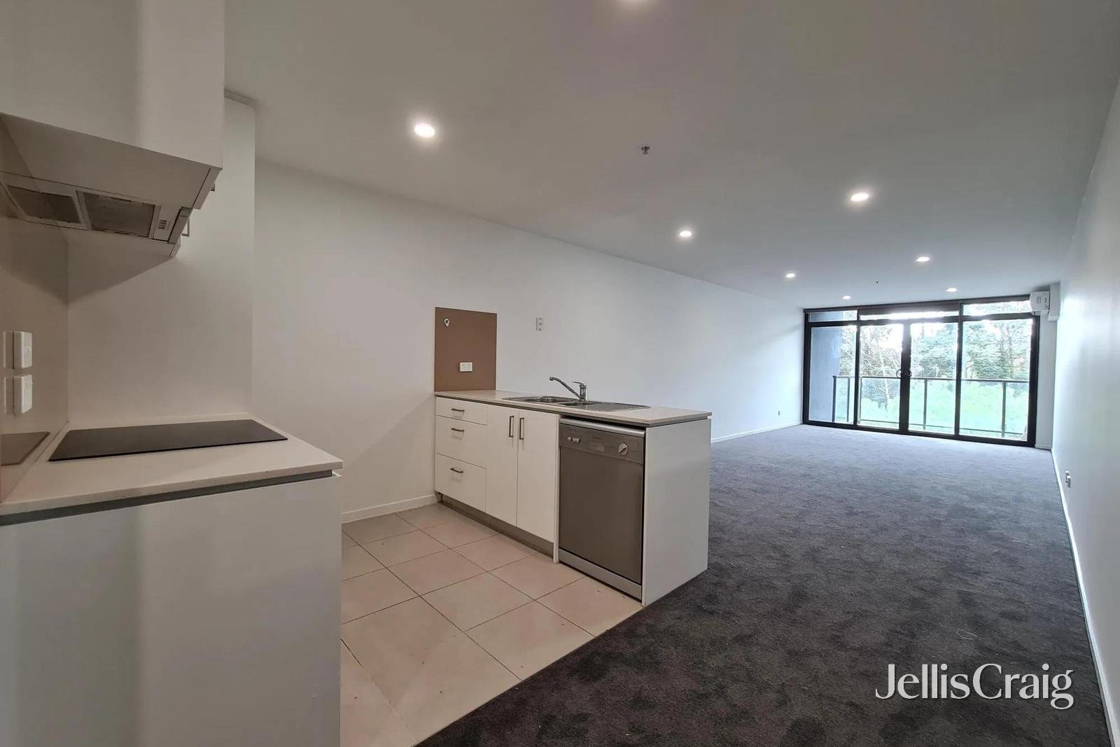 204/163 Burwood Road, Hawthorn image 1
