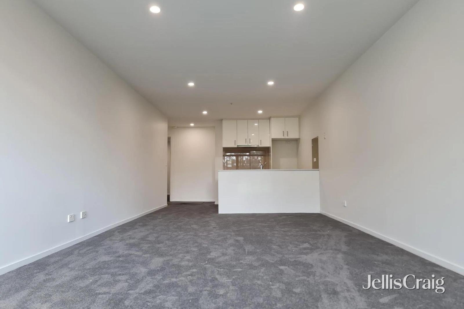 204/163 Burwood Road, Hawthorn image 3