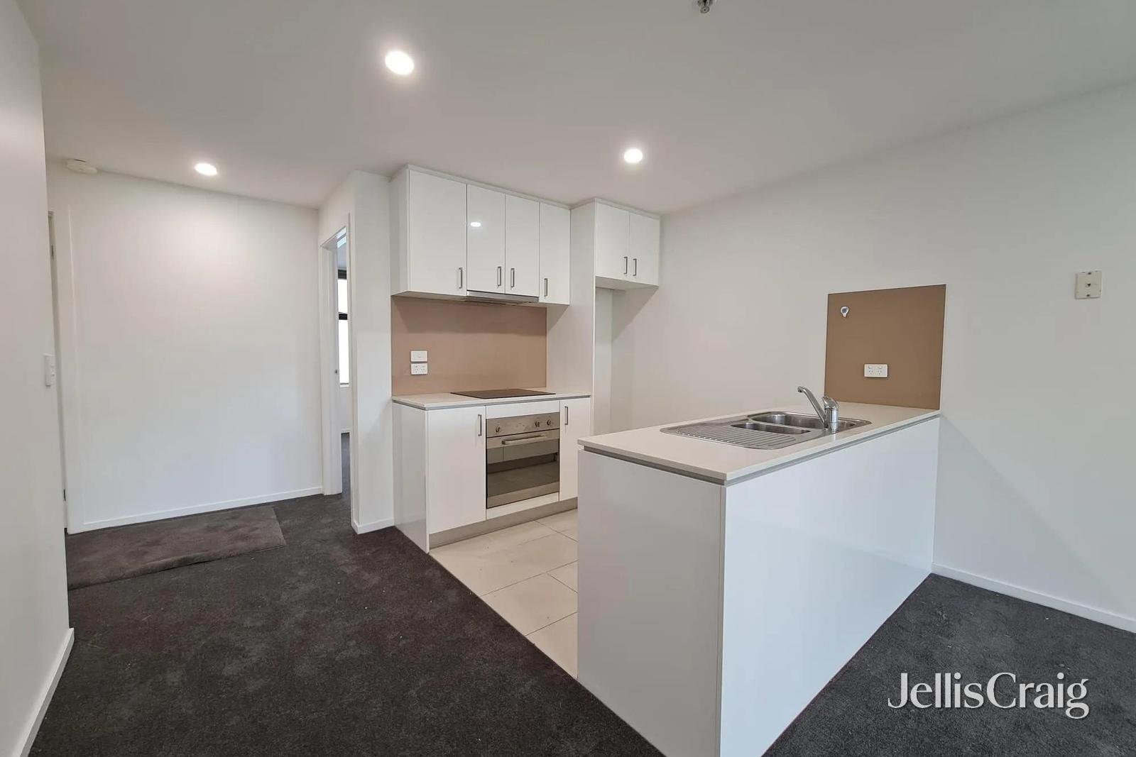 204/163 Burwood Road, Hawthorn image 4