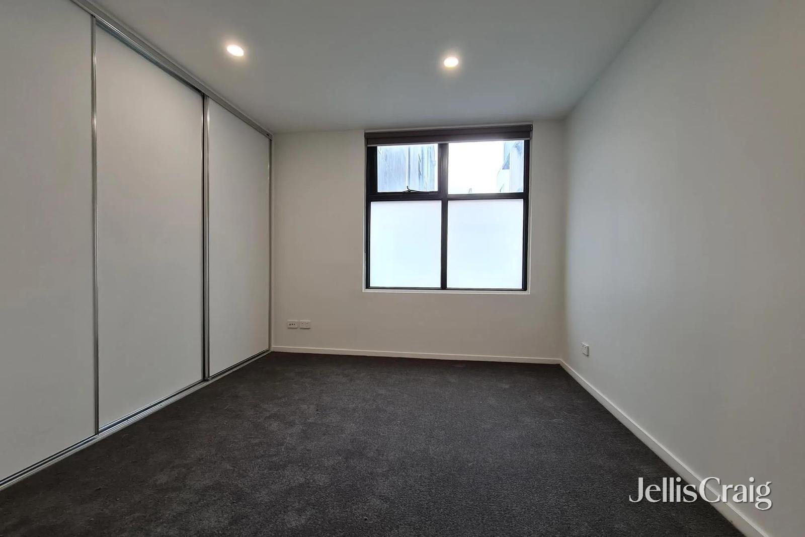 204/163 Burwood Road, Hawthorn image 6