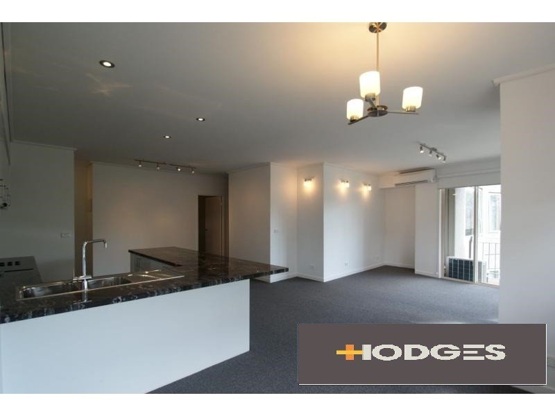 204 / 23 Queens Road Melbourne