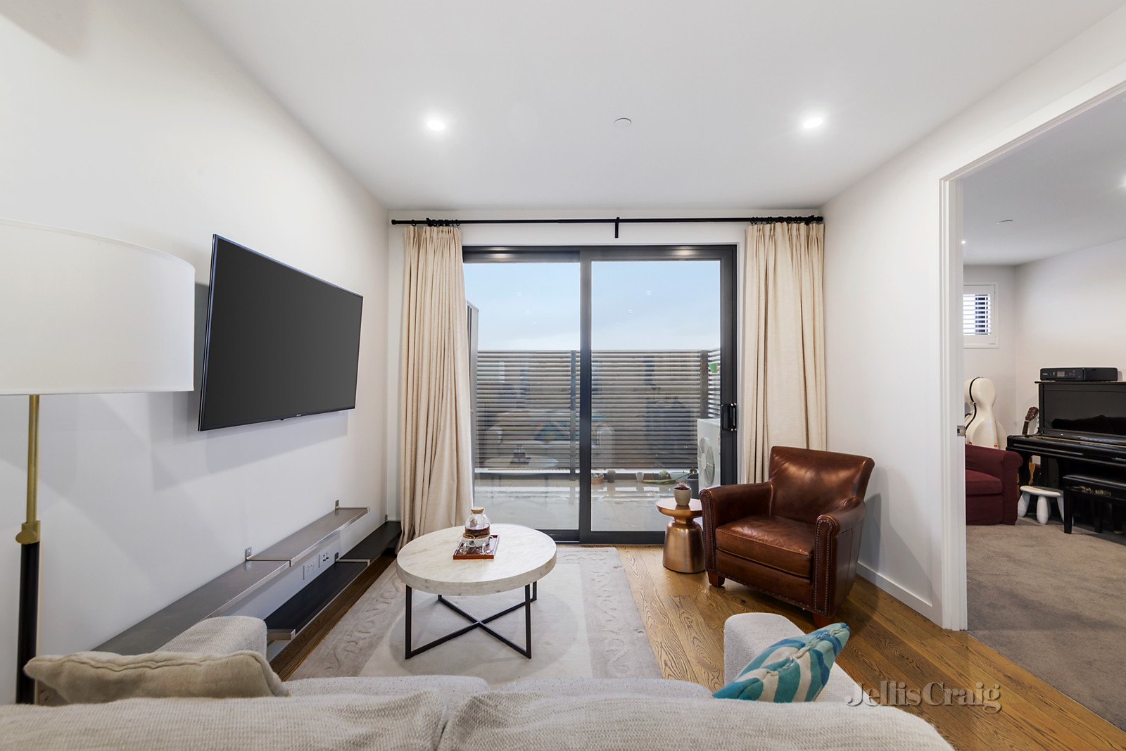 204/24-26 Mavho Street, Bentleigh image 2