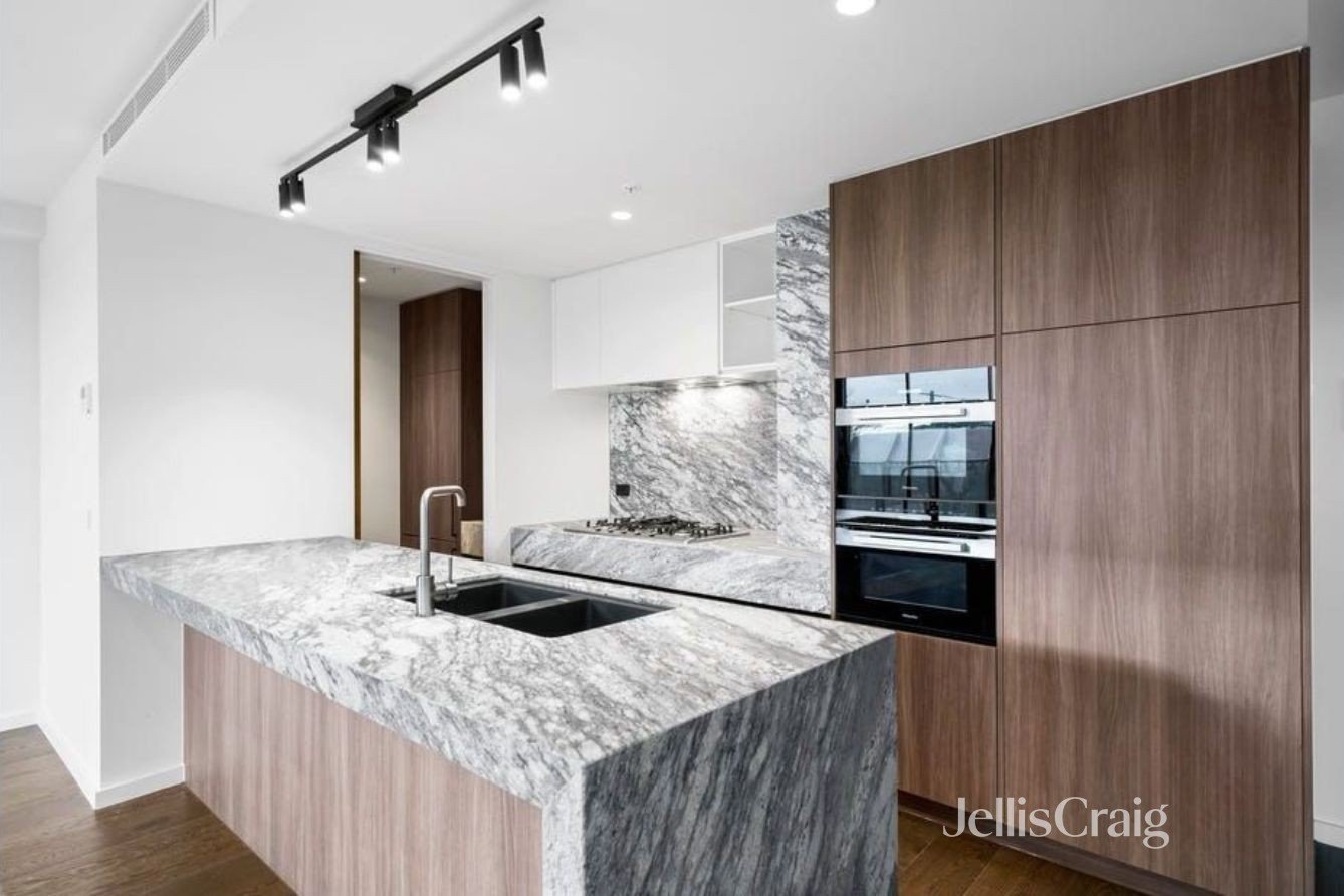204/27 Aitken Street, Williamstown image 7