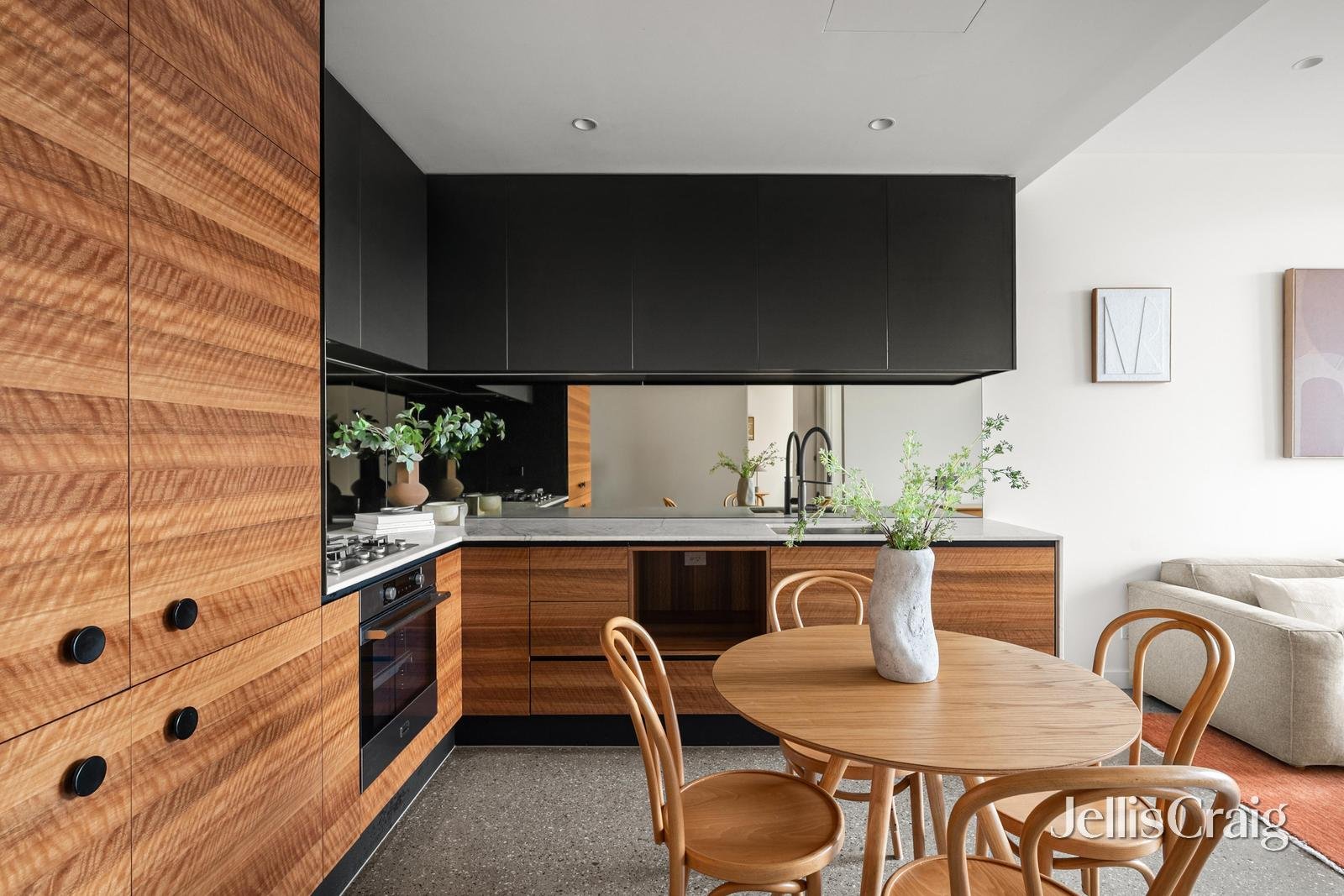 204/27 Groom Street, Clifton&nbsp;Hill image 2
