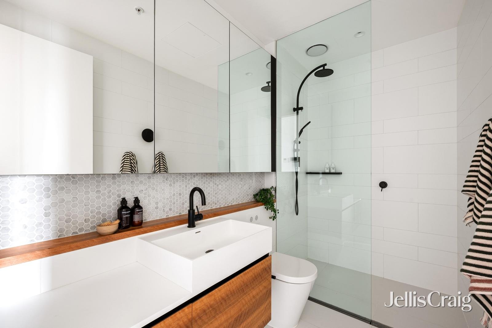 204/27 Groom Street, Clifton&nbsp;Hill image 7
