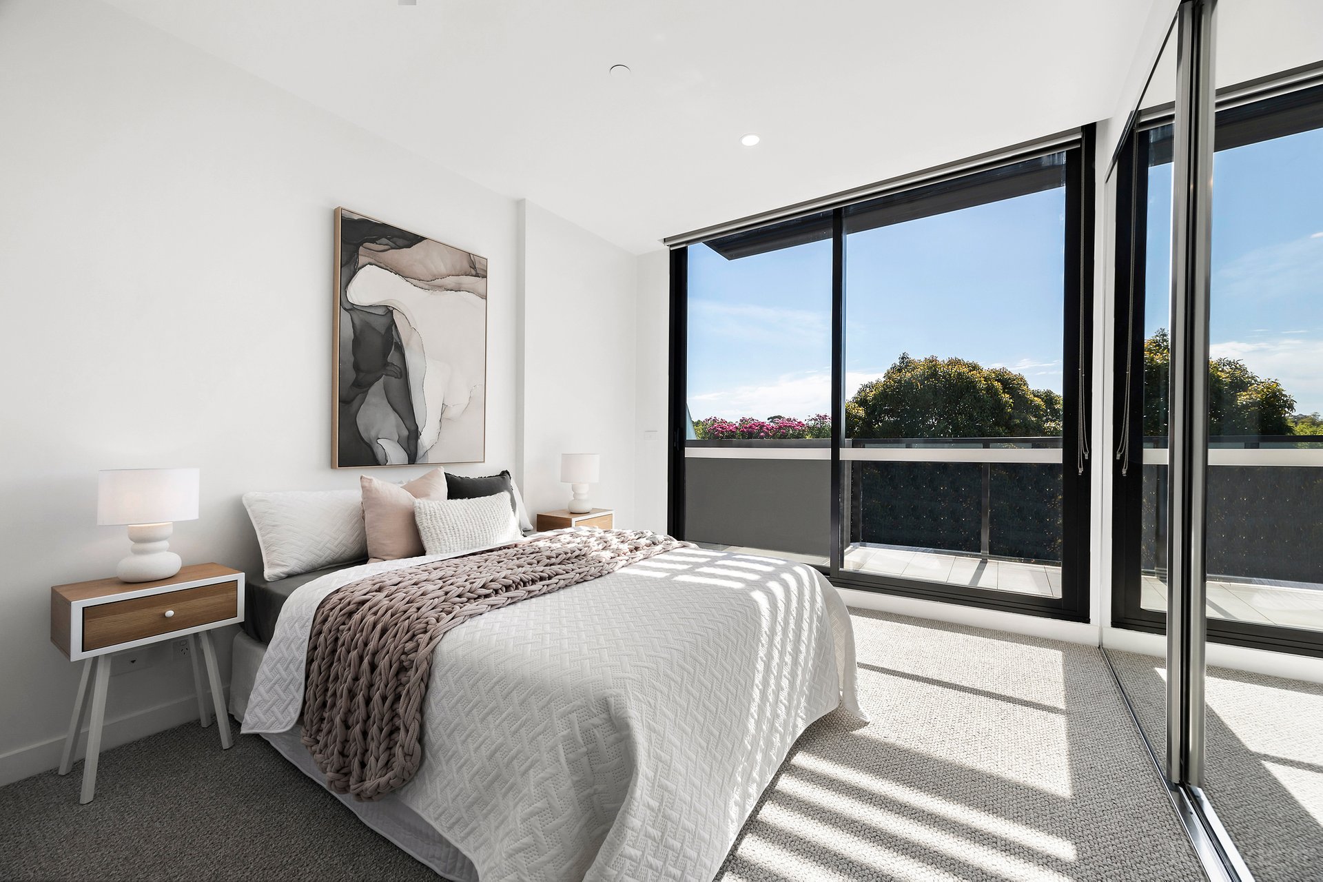 Property Gallery Thumbnail 3