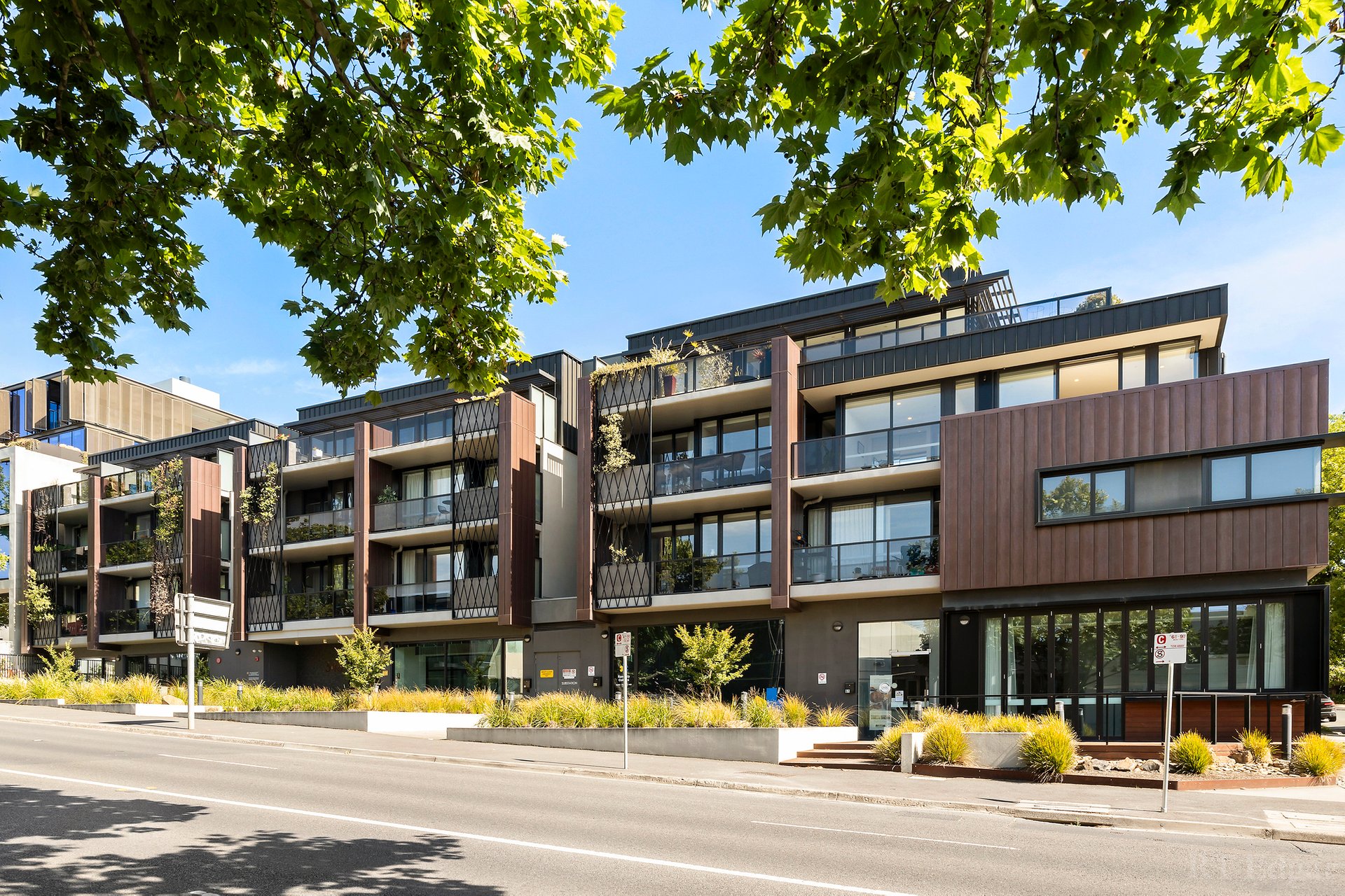 Property Gallery Thumbnail 13