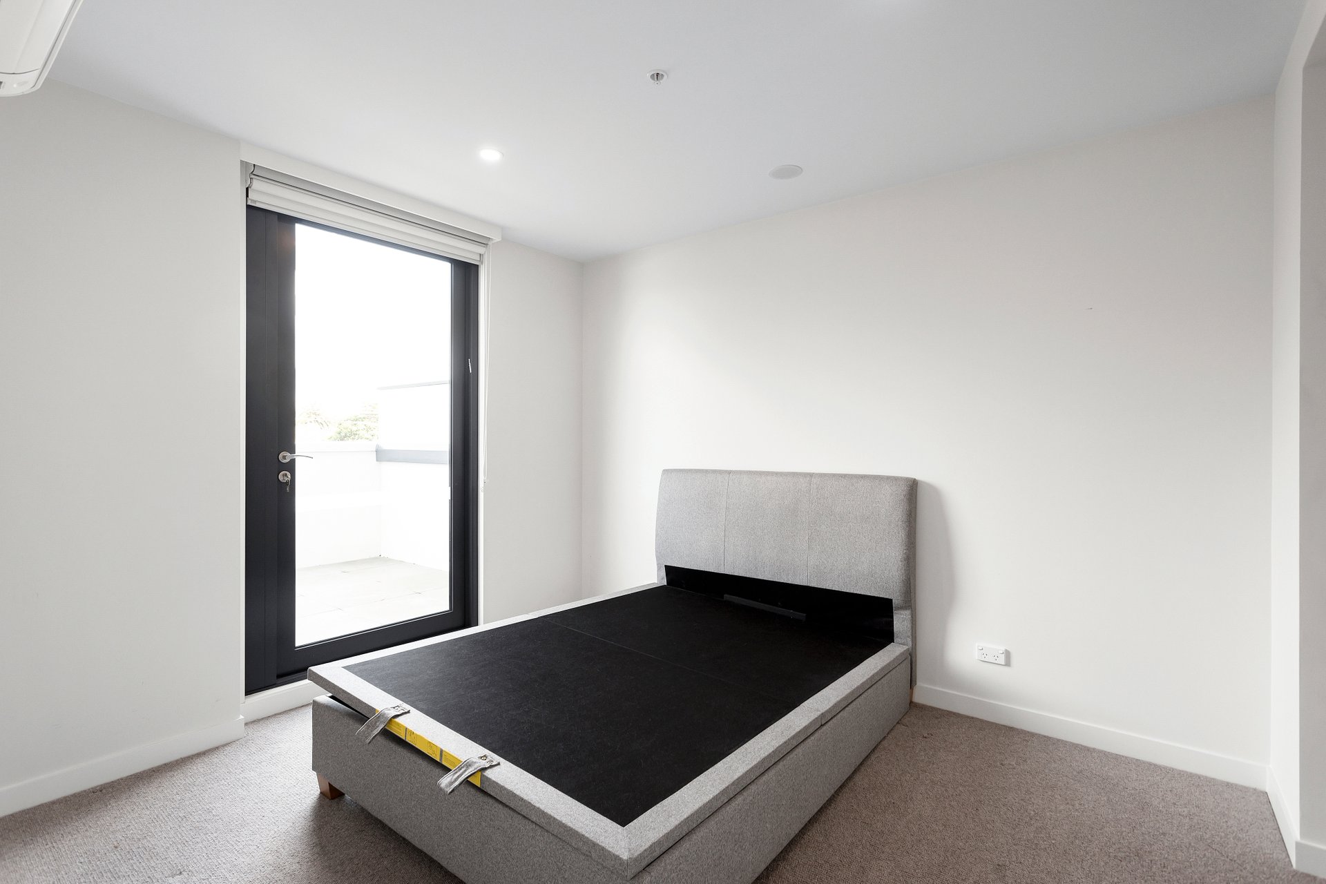 Property Gallery Thumbnail 7