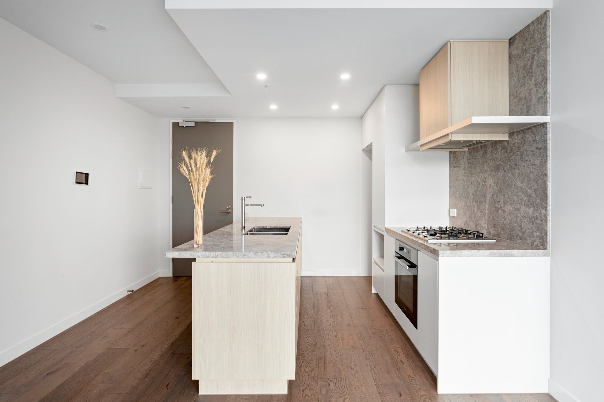 Property Gallery Thumbnail 2