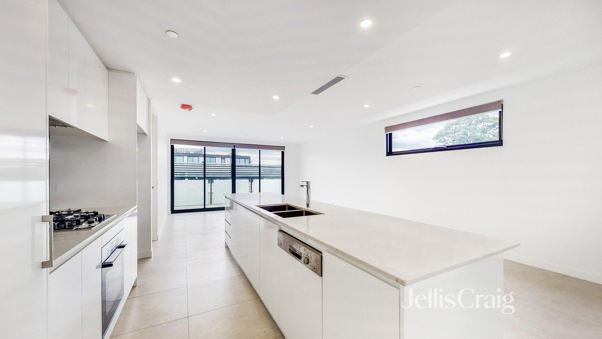 204/511 Dandenong Road, Armadale image 2