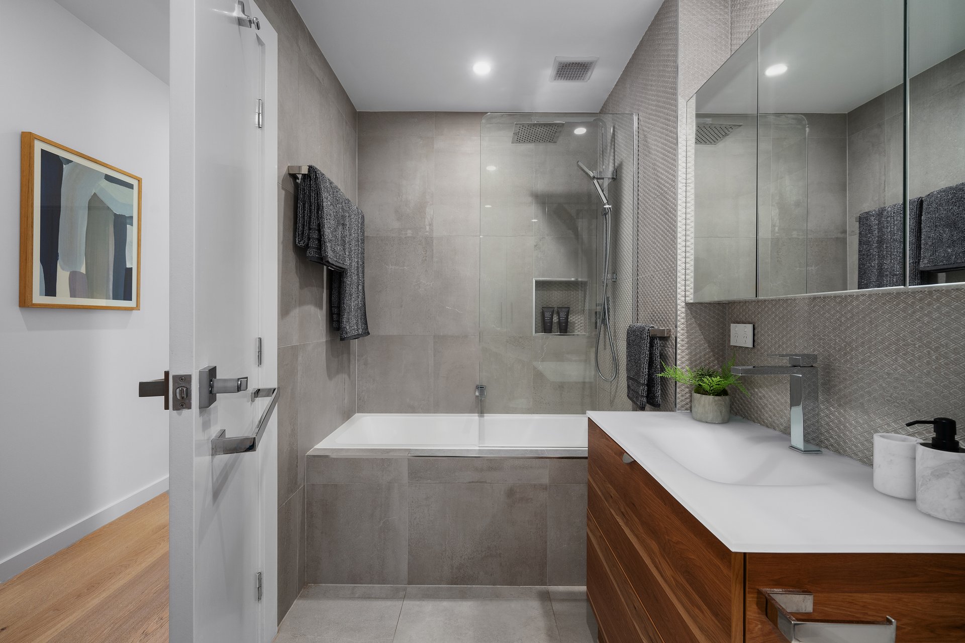 204/577 Glenferrie Road, Hawthorn image 7
