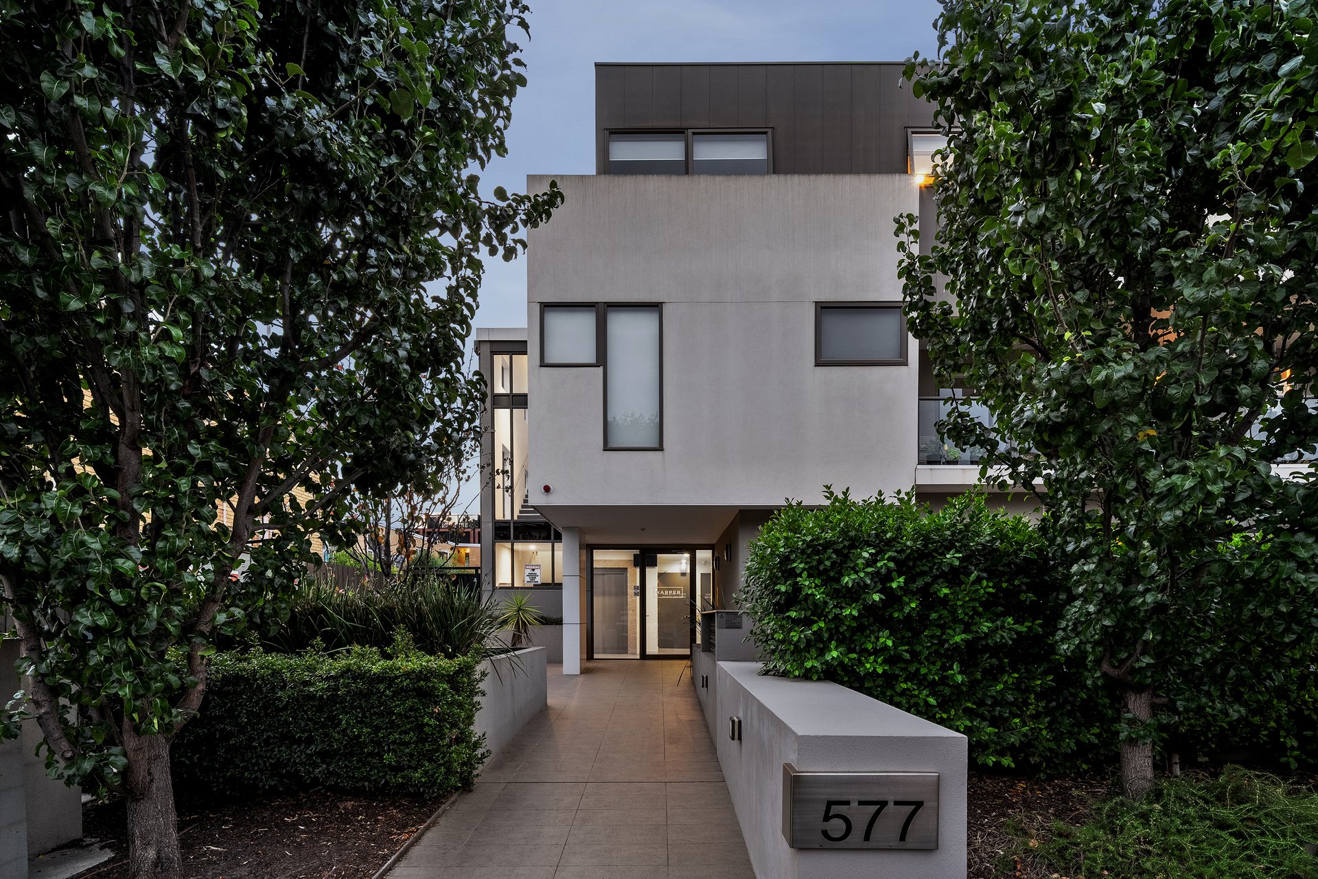 204/577 Glenferrie Road, Hawthorn image 1