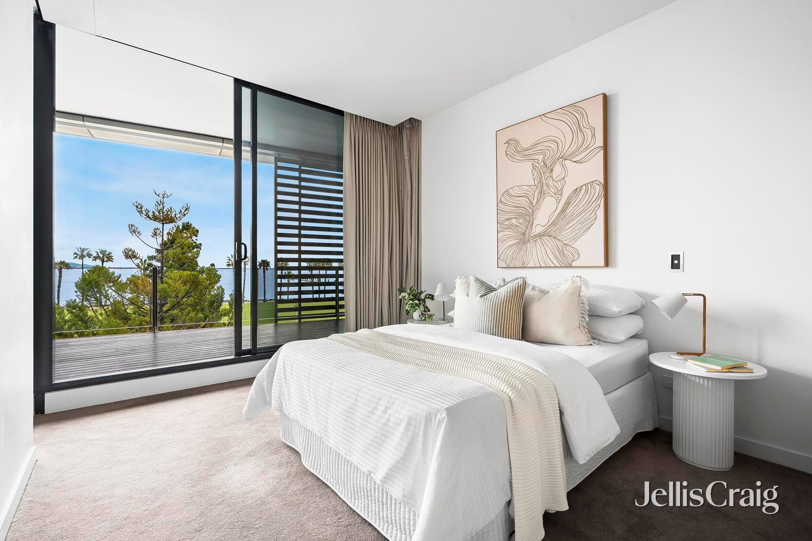 204/6-8 Eastern Beach Road, Geelong image 6