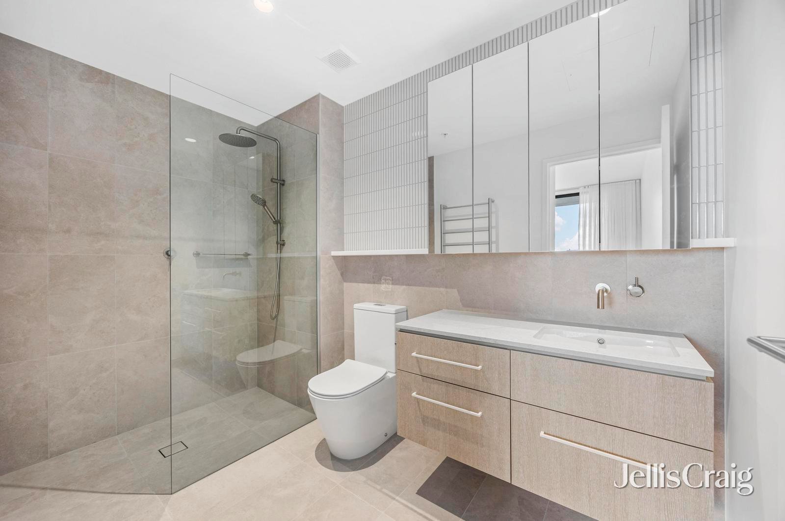 204/6 Lyons Street North, Ballarat Central image 5