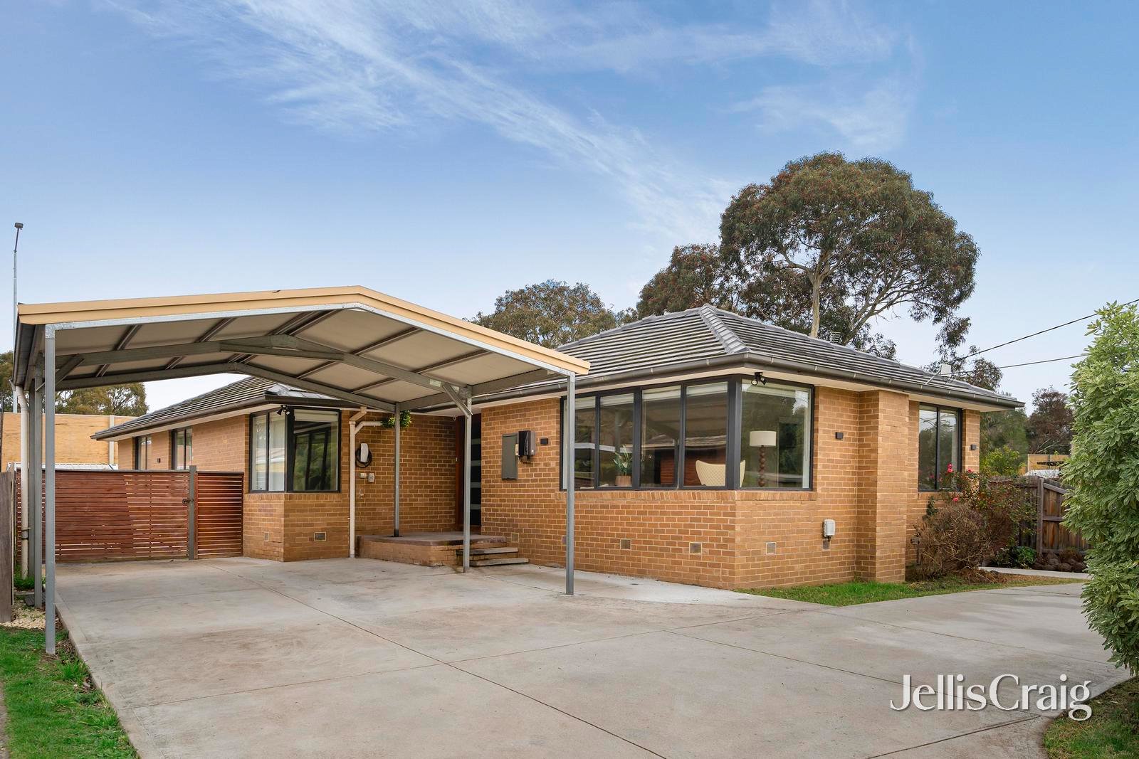 205 Brandon Park Drive, Wheelers&nbsp;Hill image 1