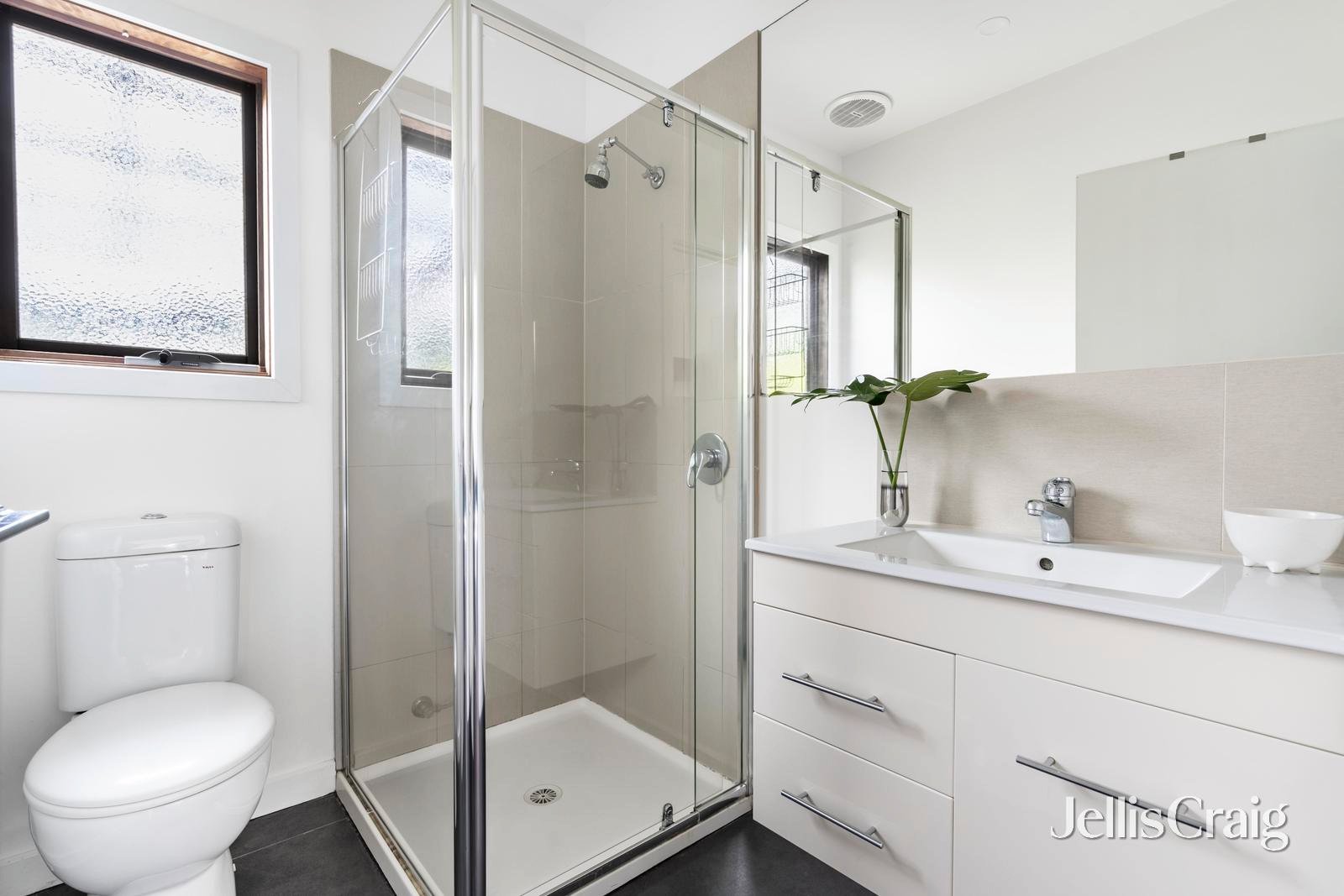 205 Glenlyon Road, Brunswick&nbsp;East image 10