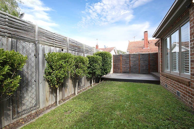 205 Neerim Road, Carnegie image 7