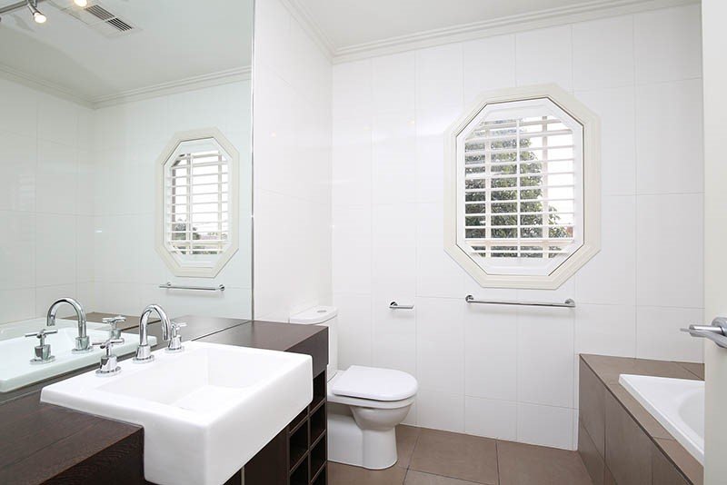 205 Neerim Road, Carnegie image 5